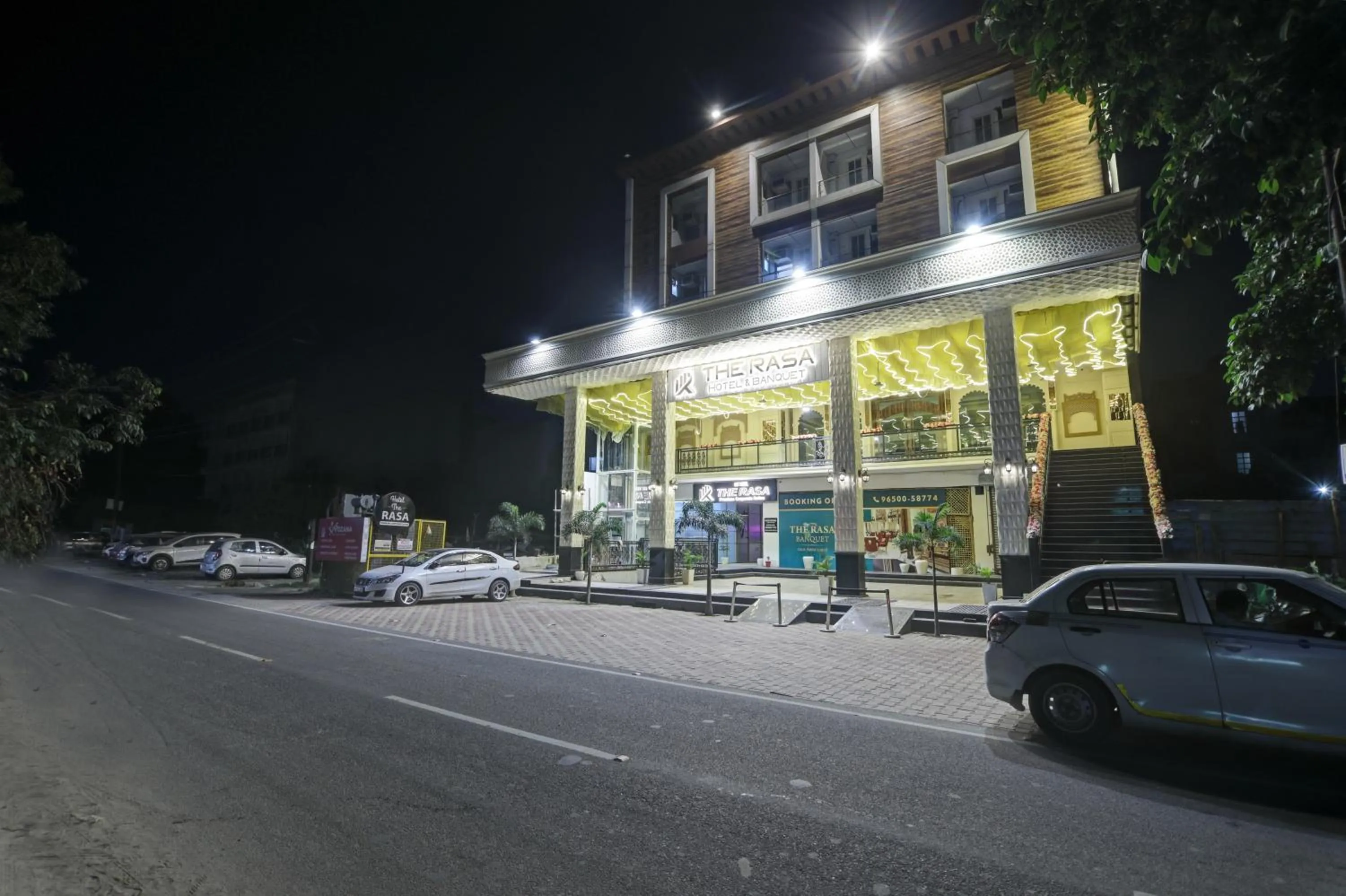 Property building in Hotel The Rasa at Vasundhara