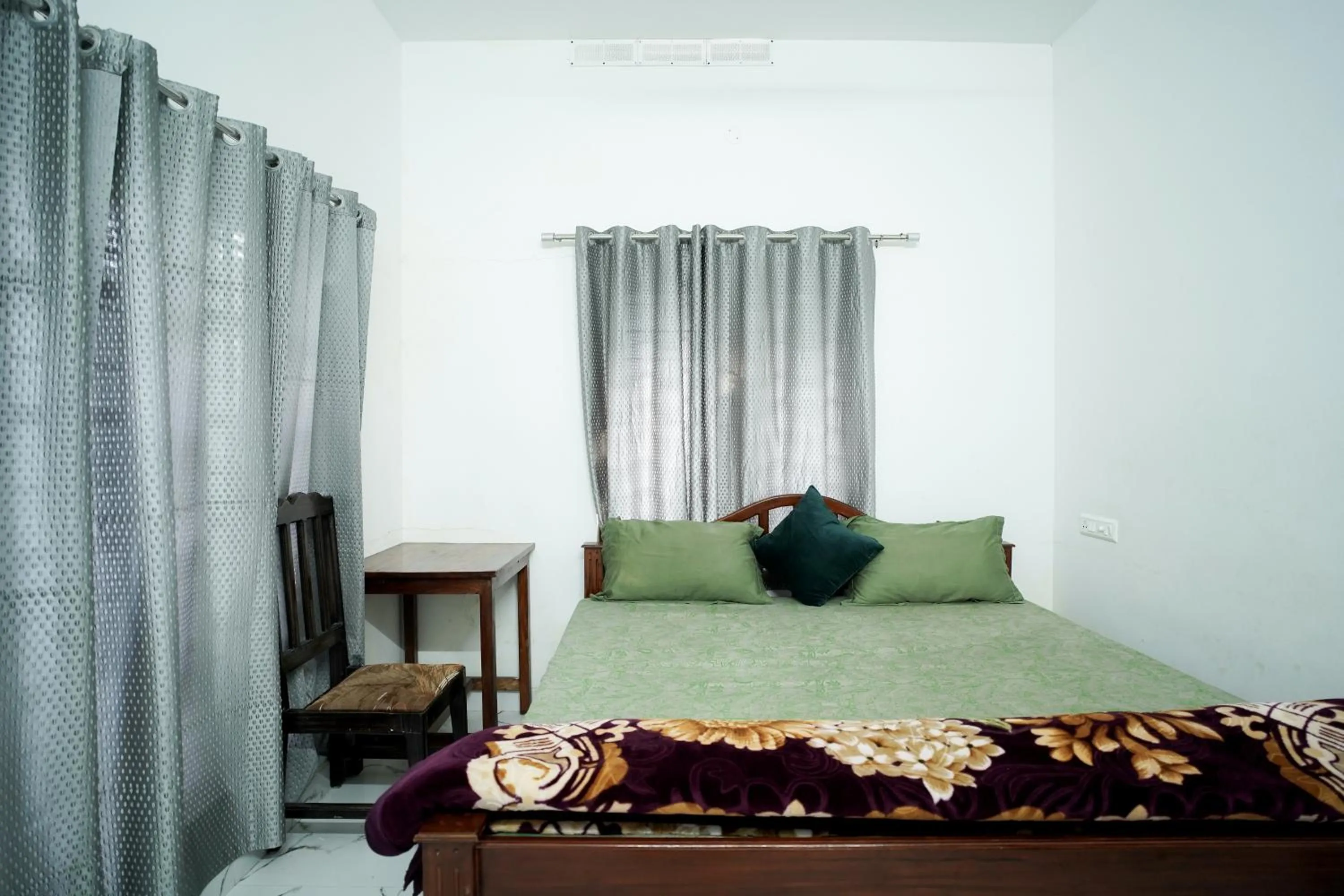 Bed in Dean Dale Cottages