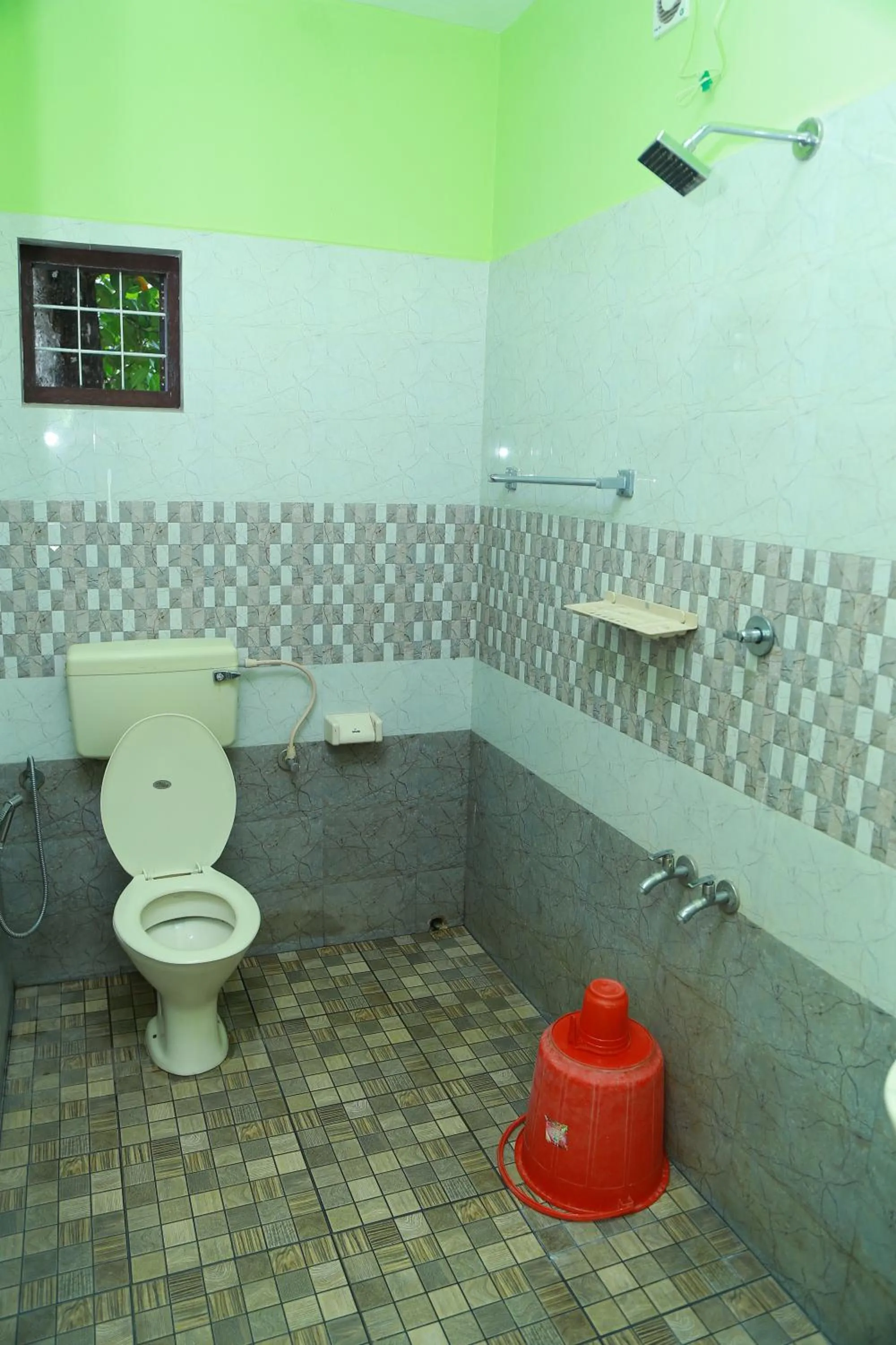 Toilet in Dean Dale Cottages