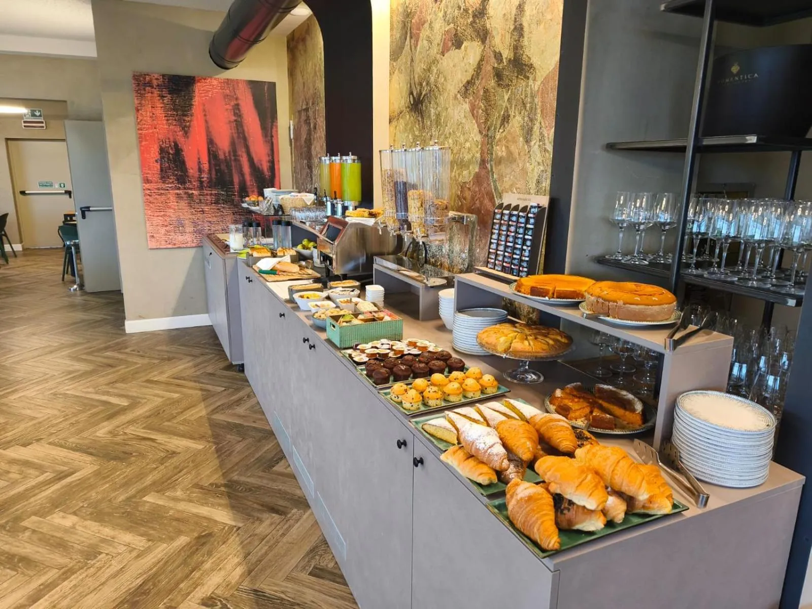 Buffet breakfast in Hotel Vita