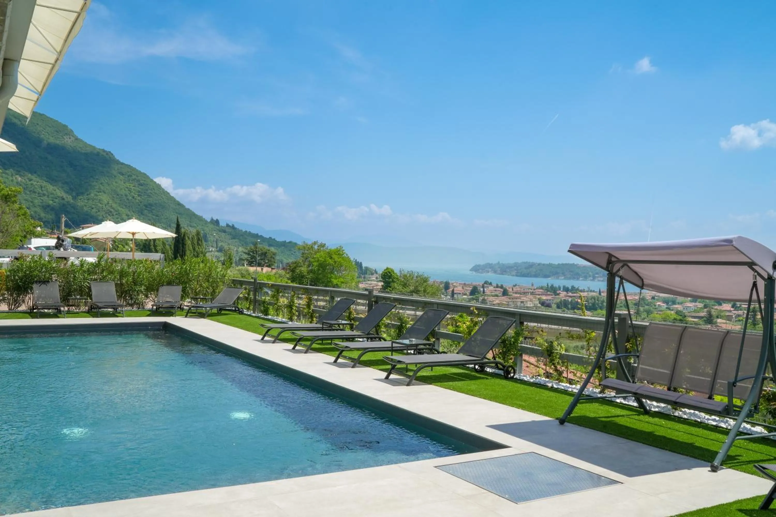 Swimming pool in Hotel Vita