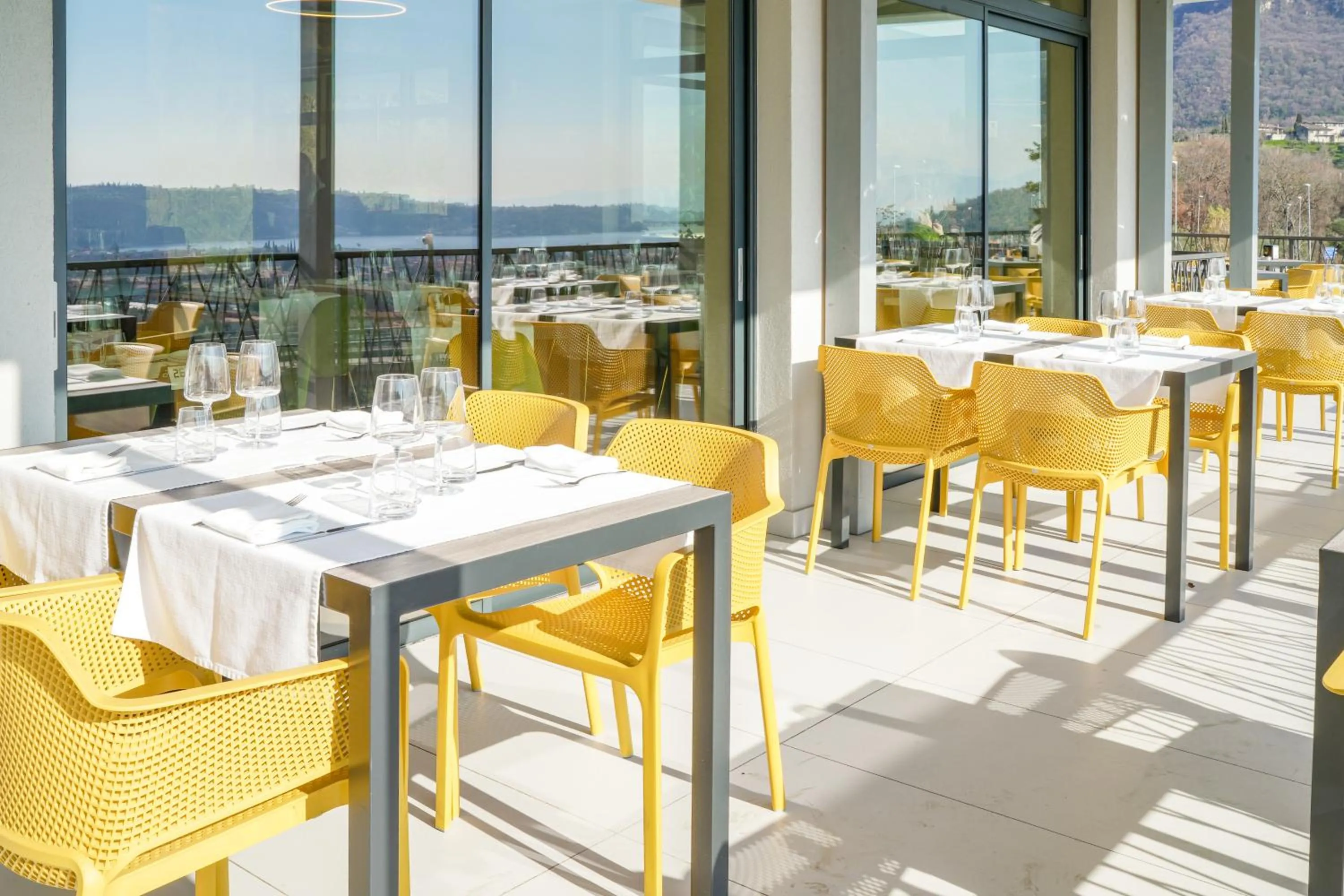 Restaurant/places to eat in Hotel Vita