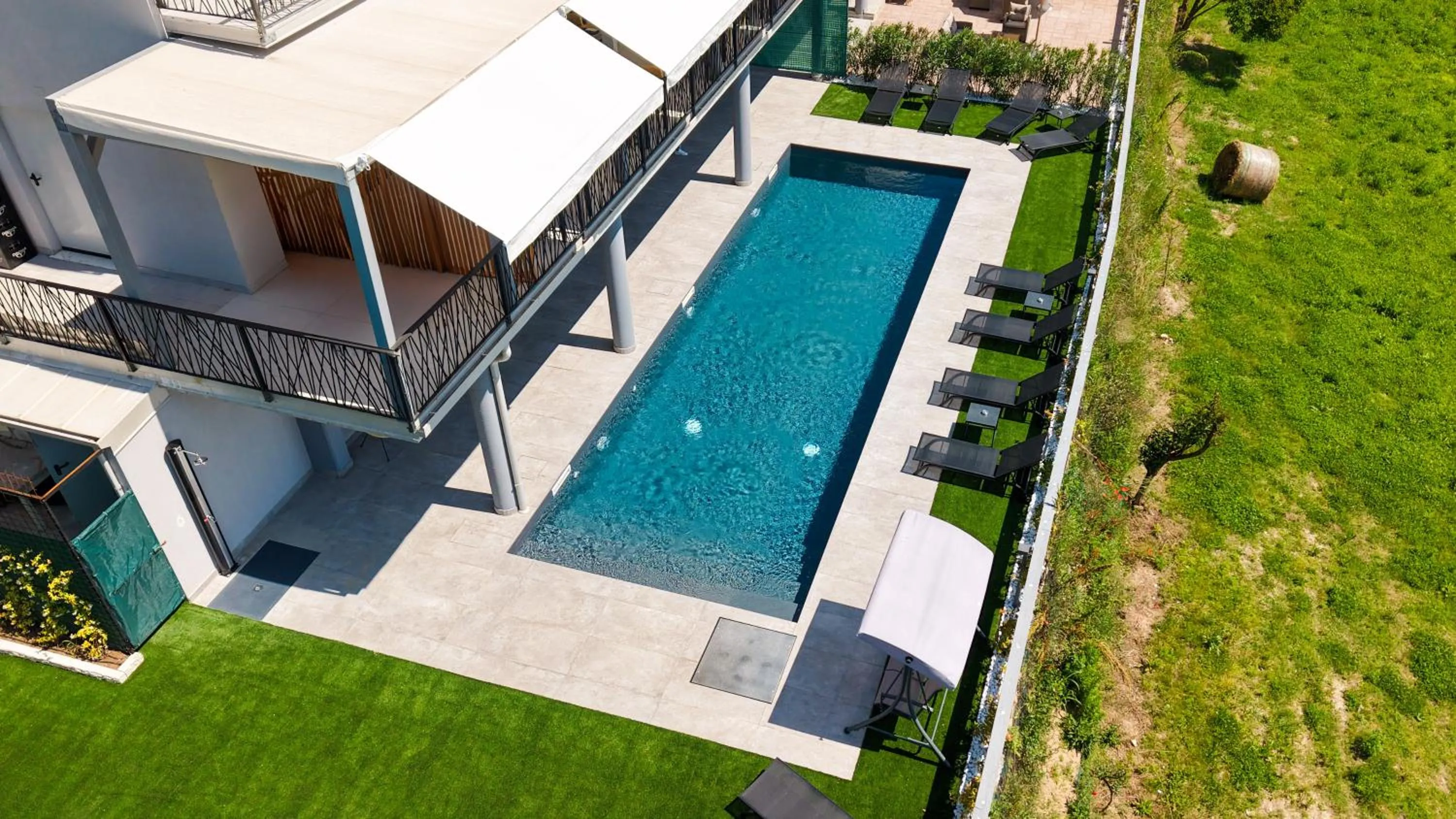 Swimming pool in Hotel Vita