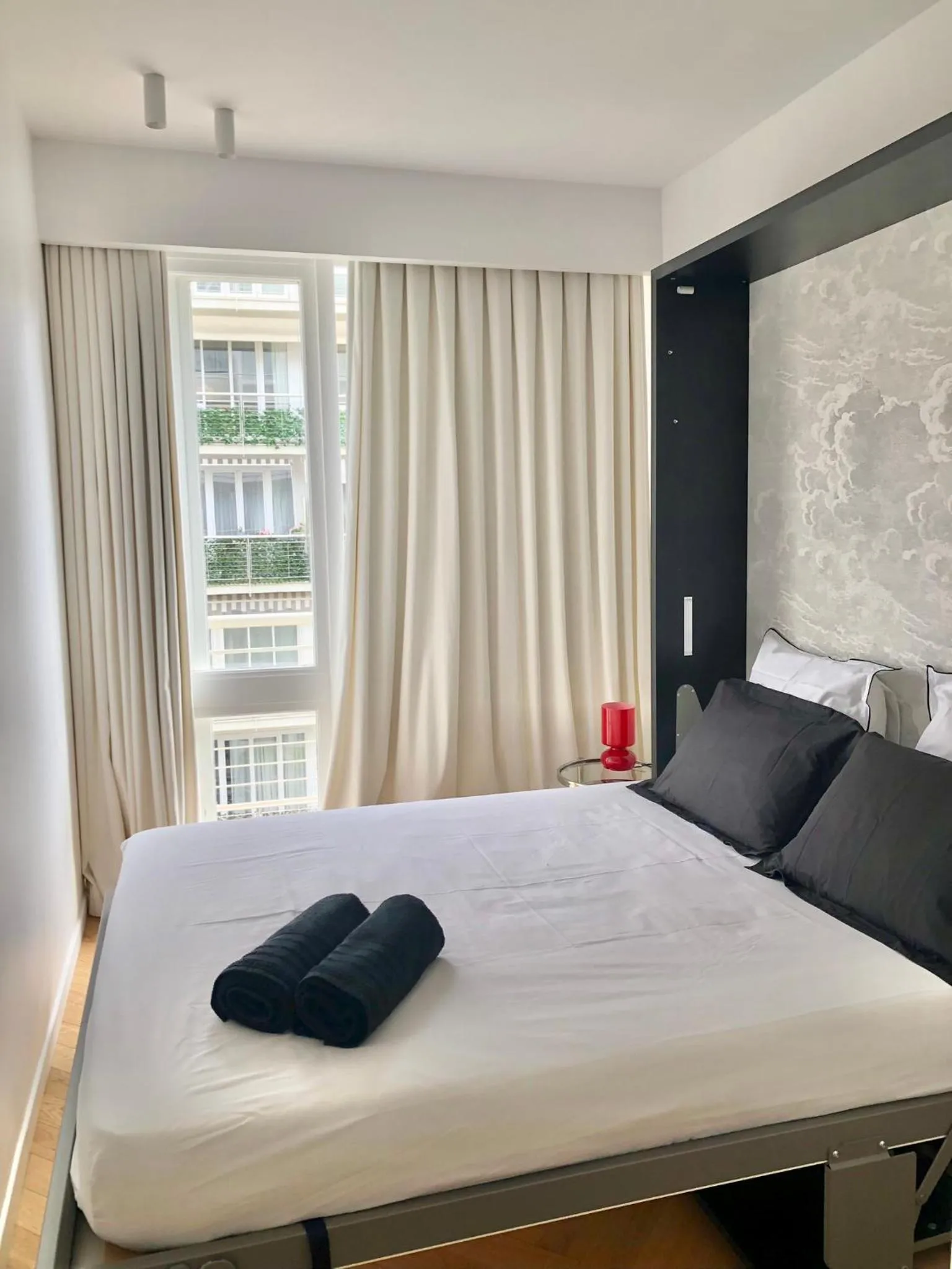 Studio confort et design Etoile-Neuilly-La Défense