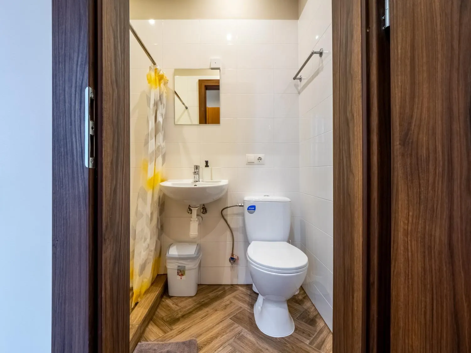 Bathroom in RVR Smart Apartments Riga with Free Parking and Self Check-in