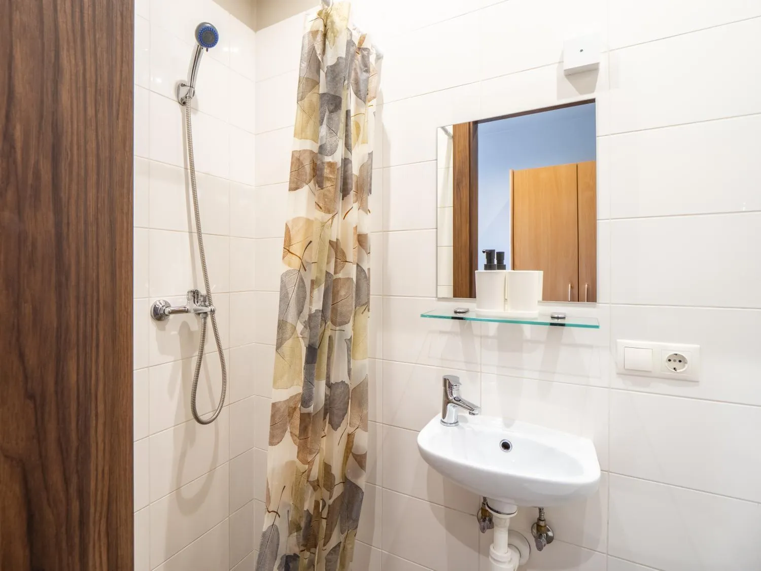 Bathroom in RVR Smart Apartments Riga with Free Parking and Self Check-in