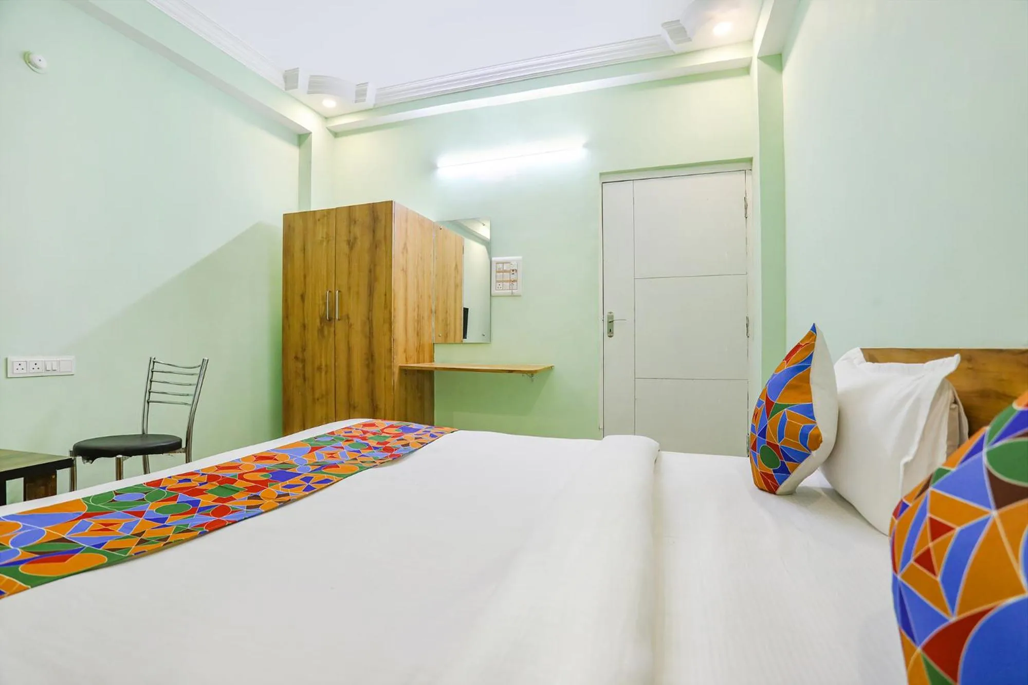 Bed in FabHotel Sonnet Inns