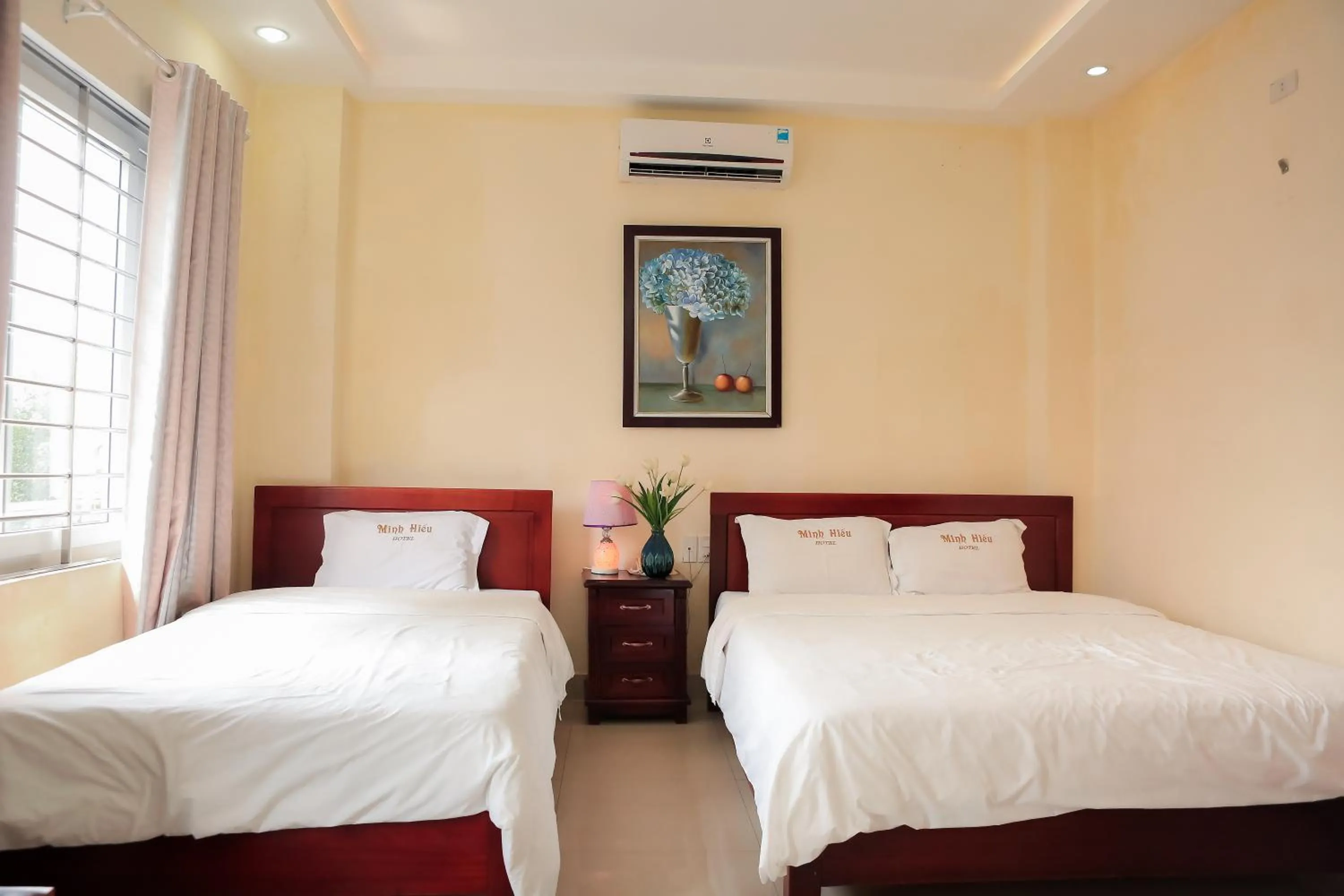 Bed in Minh Hiếu Hotel