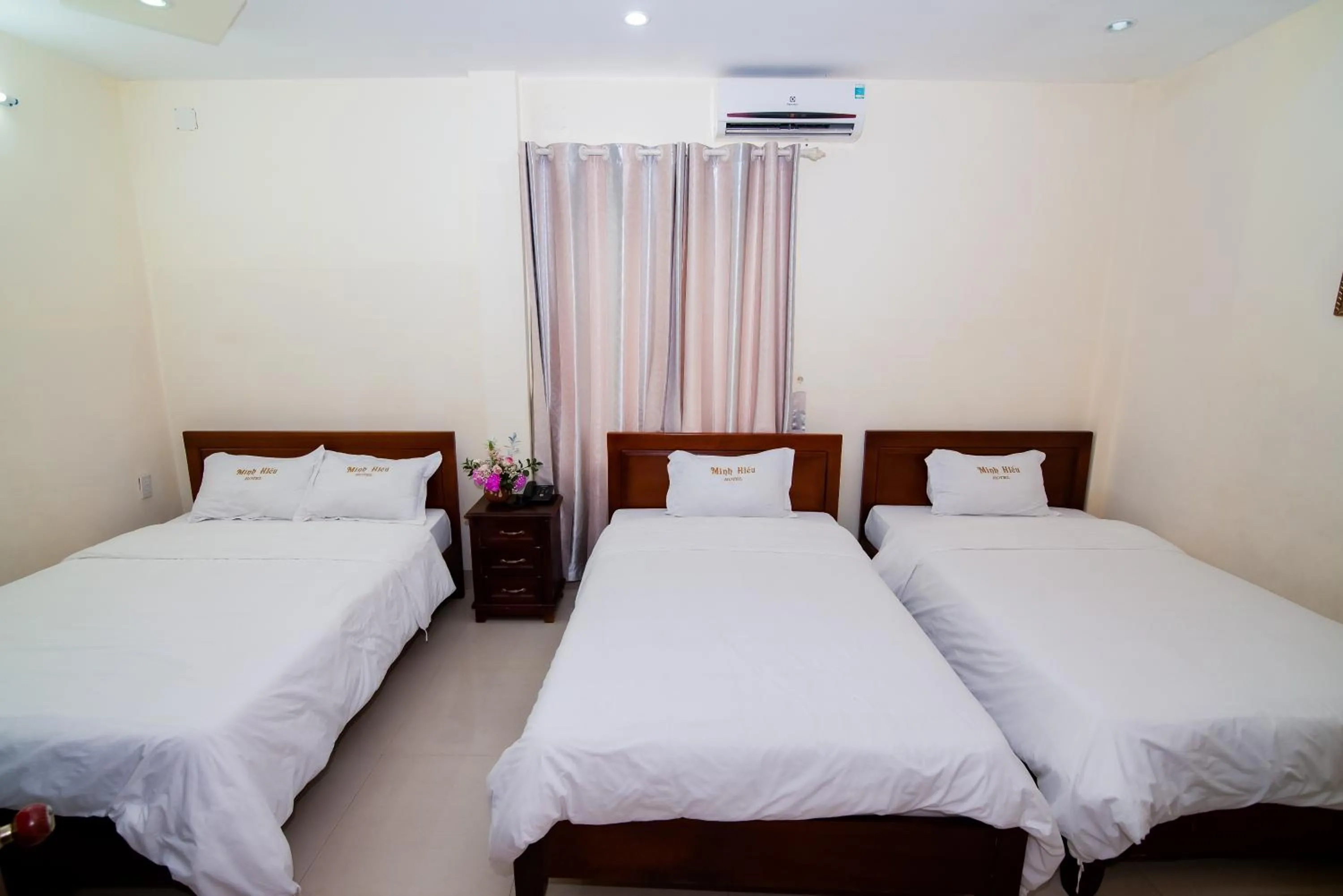 Bed in Minh Hiếu Hotel