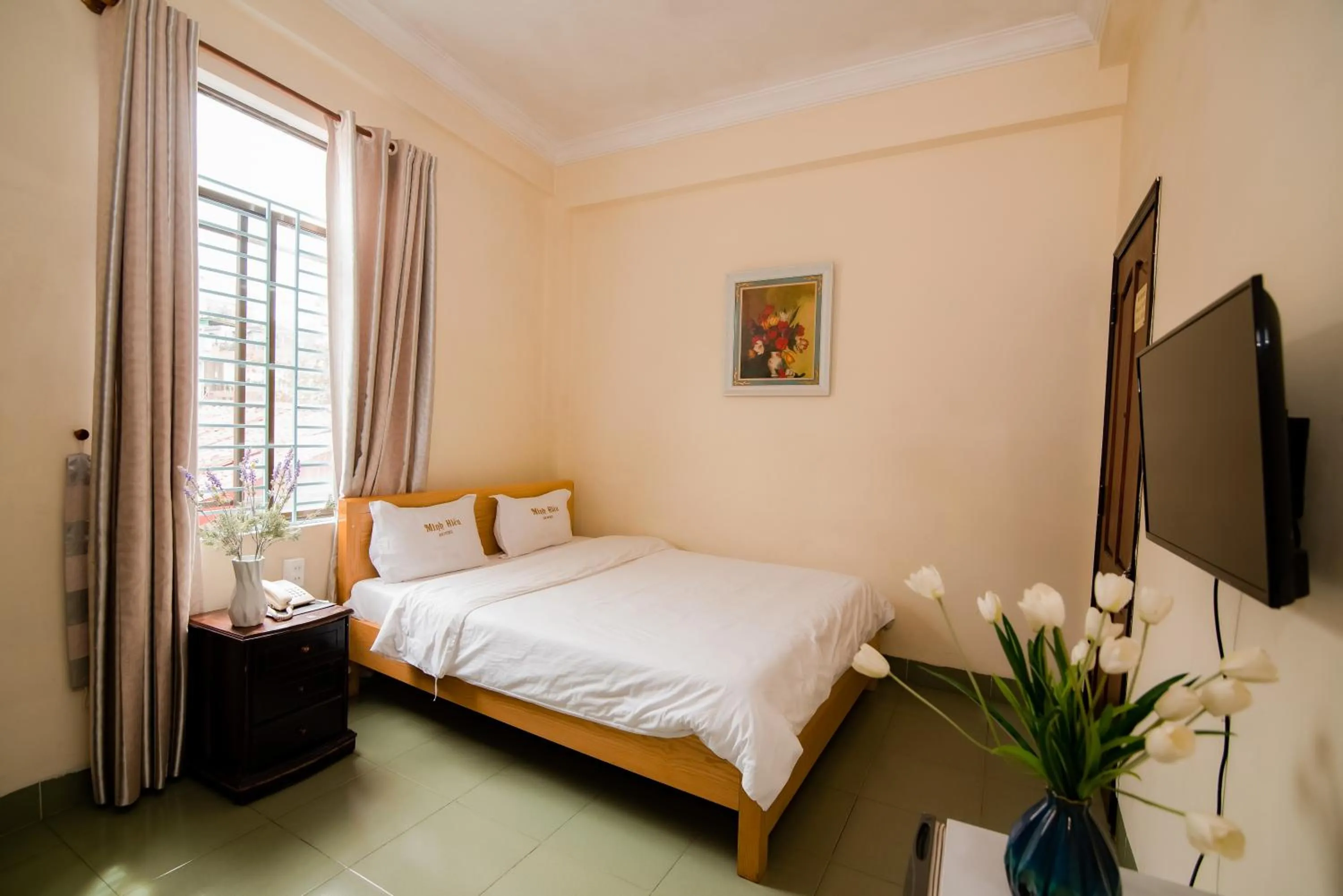Bed in Minh Hiếu Hotel
