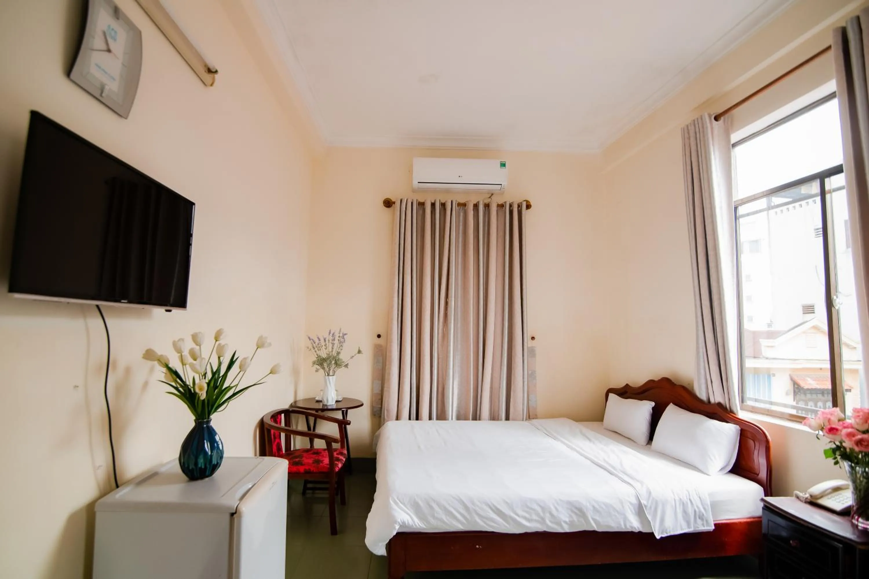 Bed in Minh Hiếu Hotel
