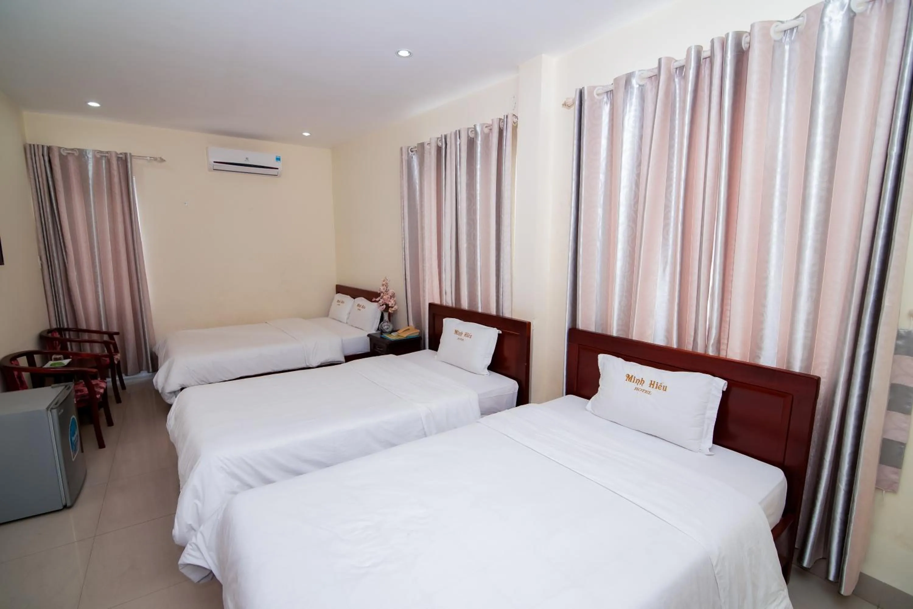 Bed in Minh Hiếu Hotel