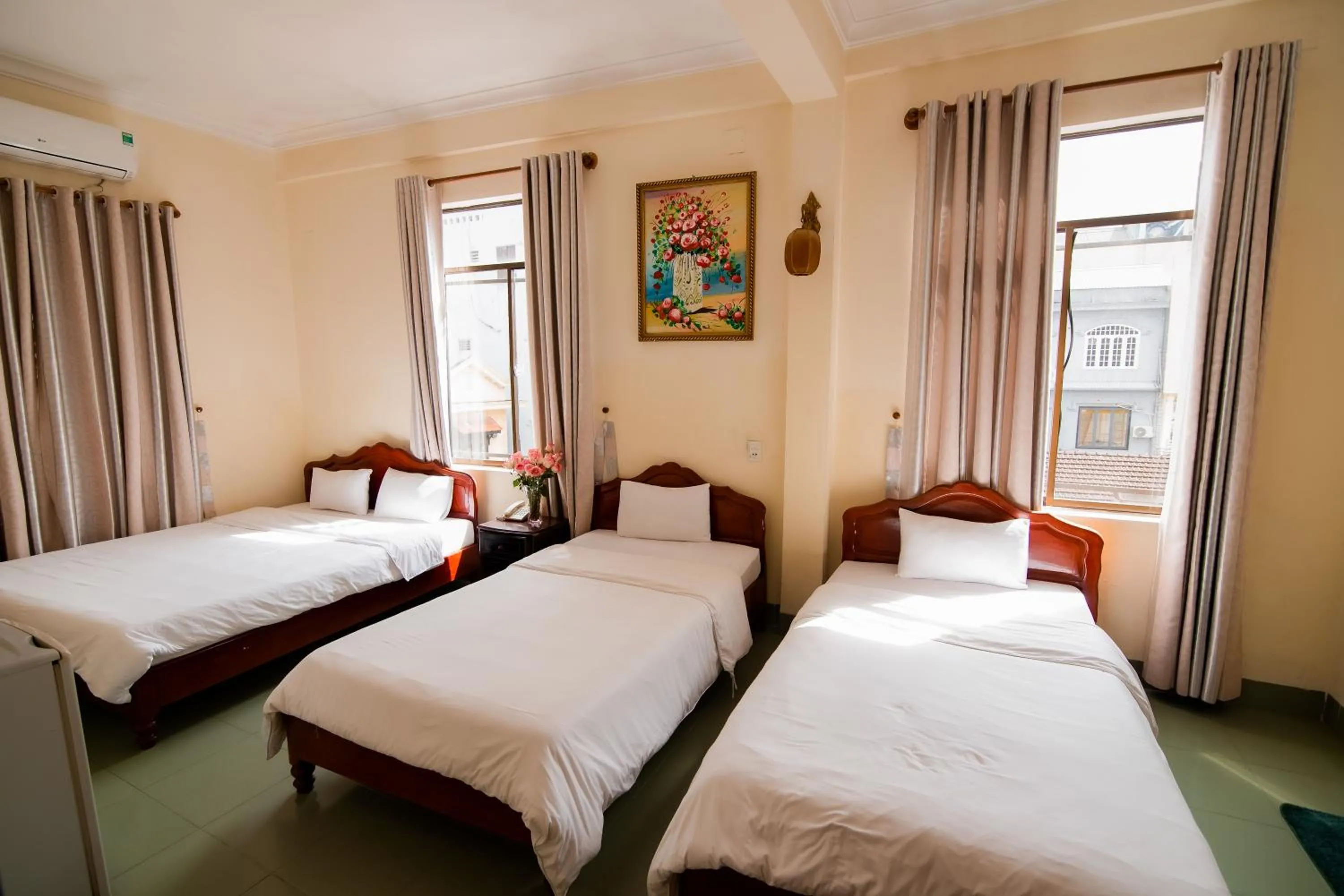 Bed in Minh Hiếu Hotel