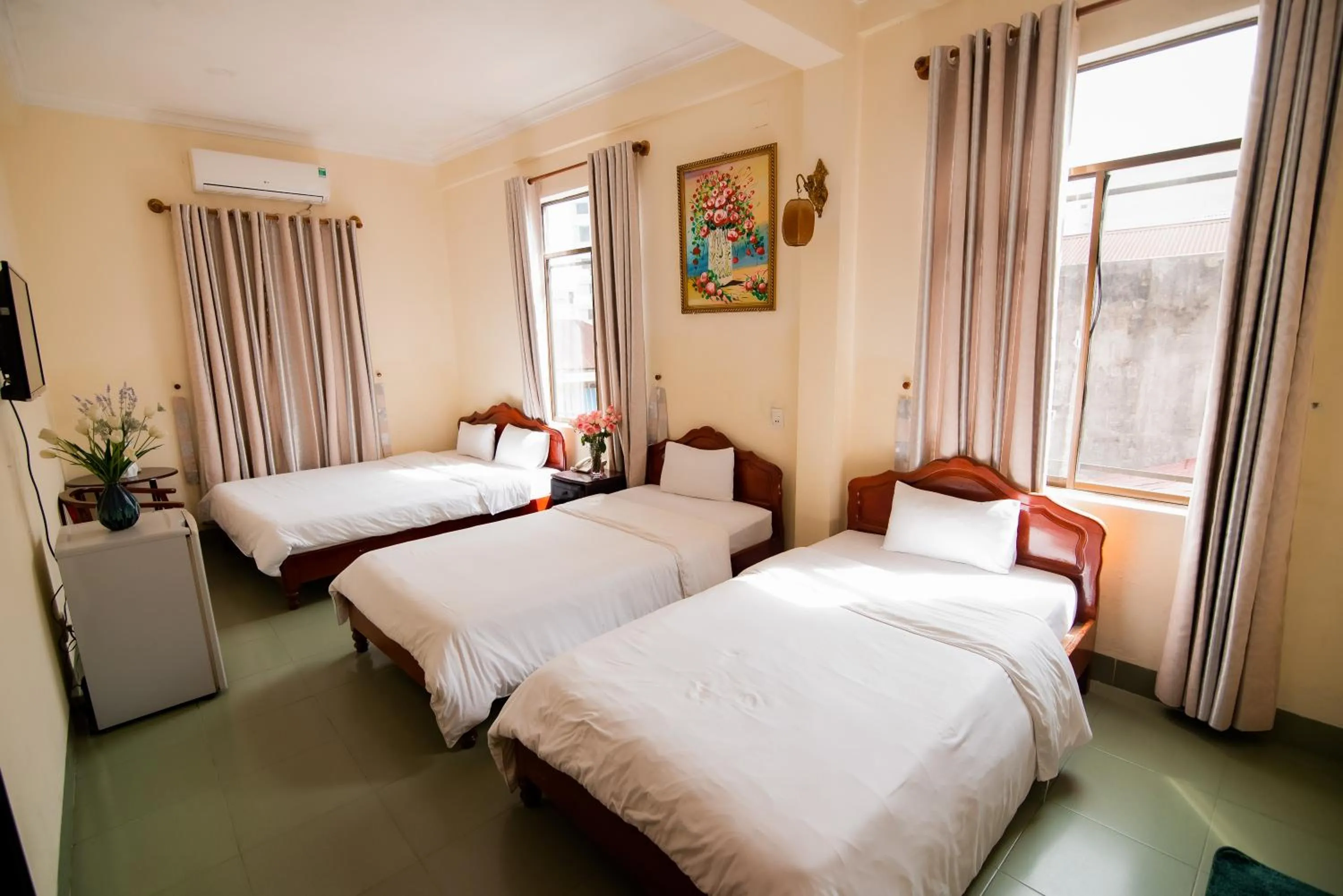 Bed in Minh Hiếu Hotel
