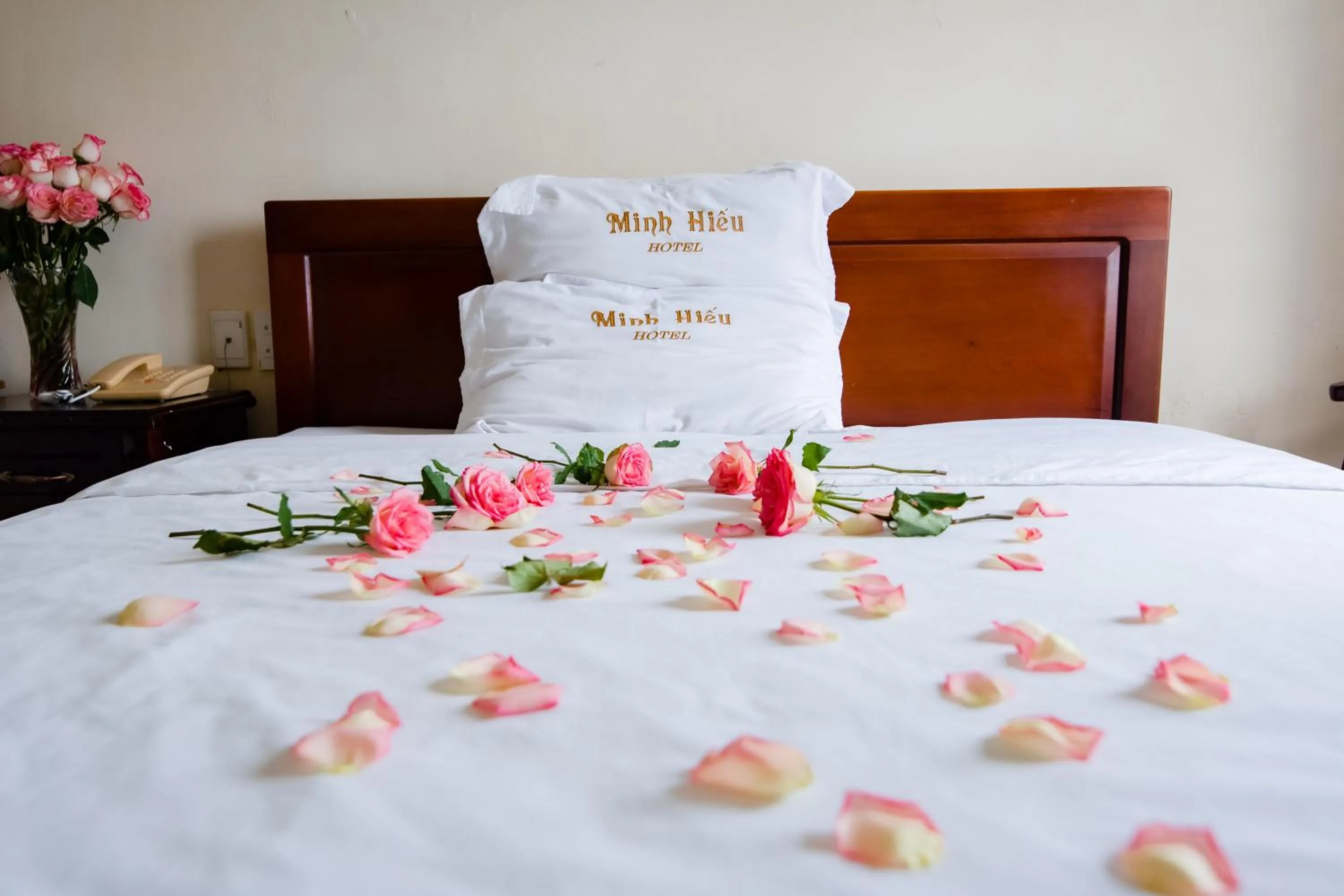 Bed in Minh Hiếu Hotel