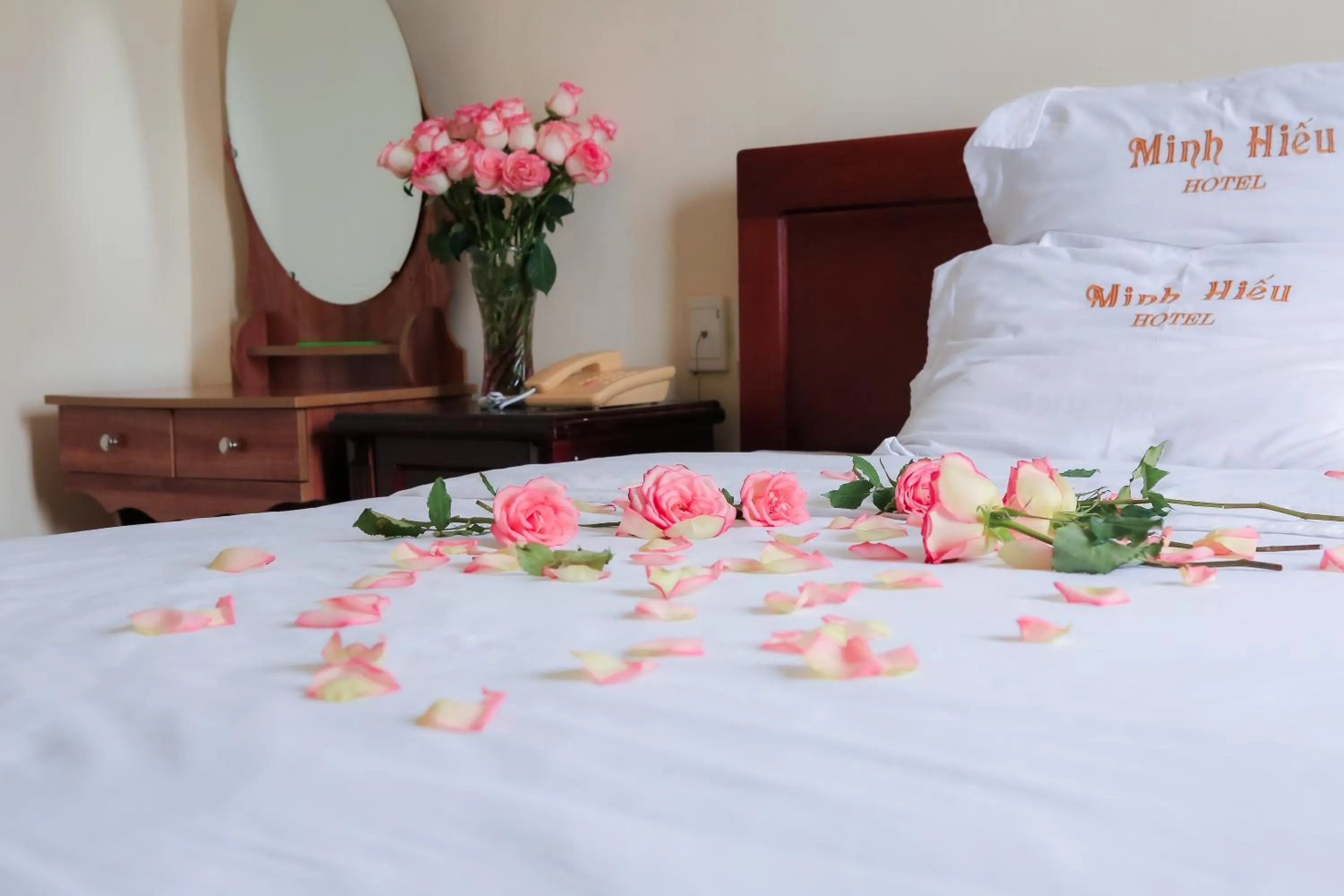Bed in Minh Hiếu Hotel