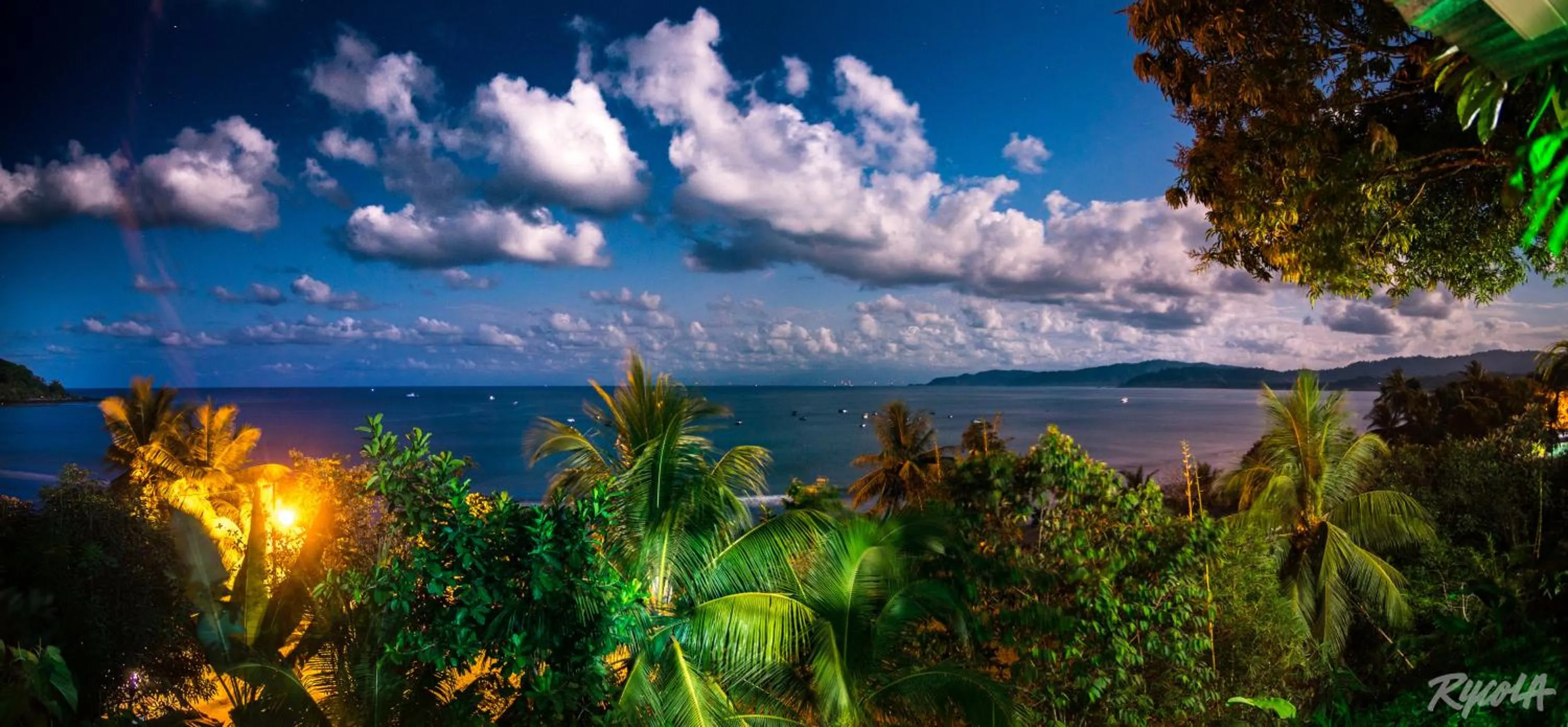 Sea view in Pacheco Tours Beach Cabins