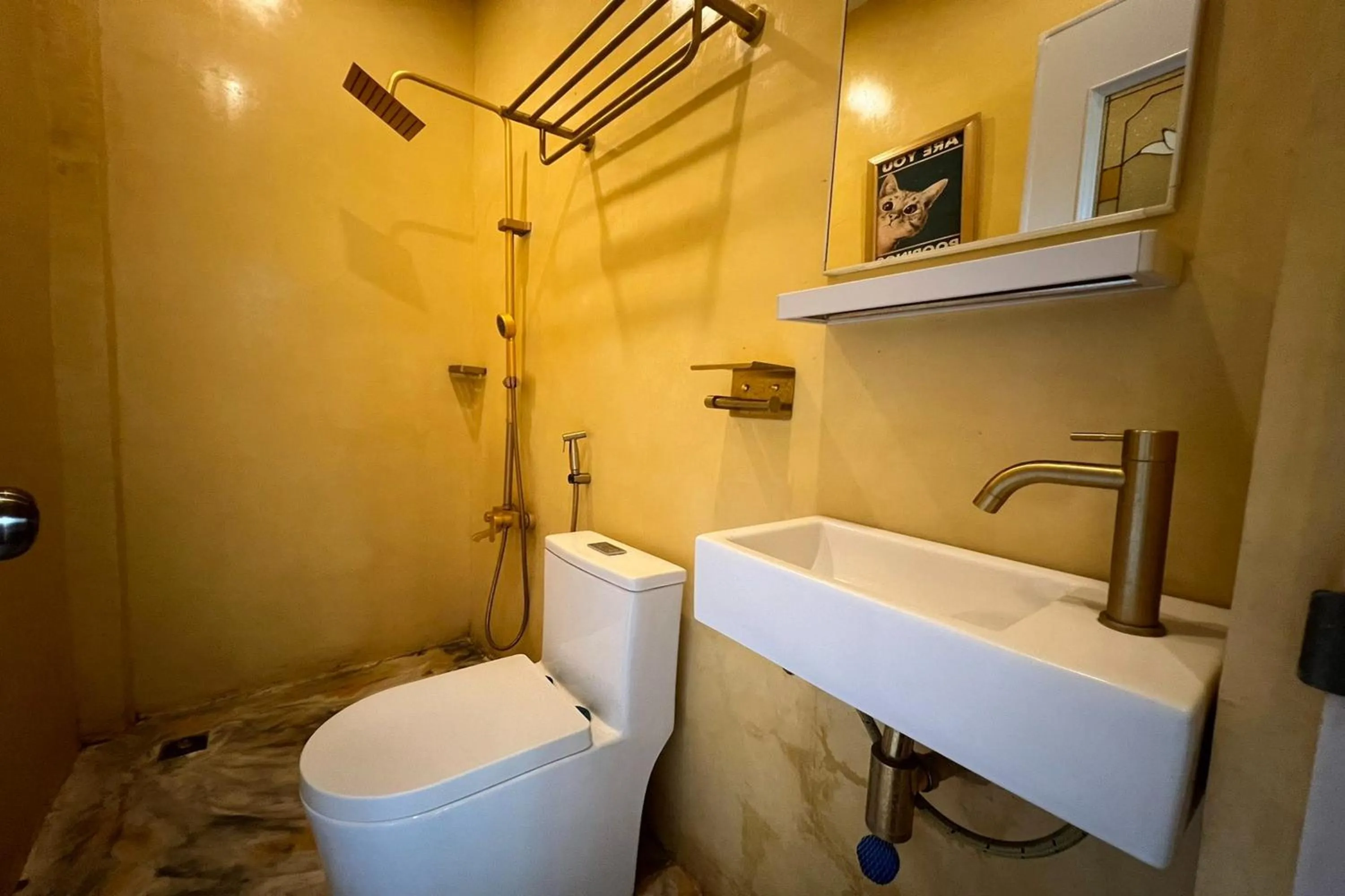 Shower in Sibsib Baybayin Beach Resort