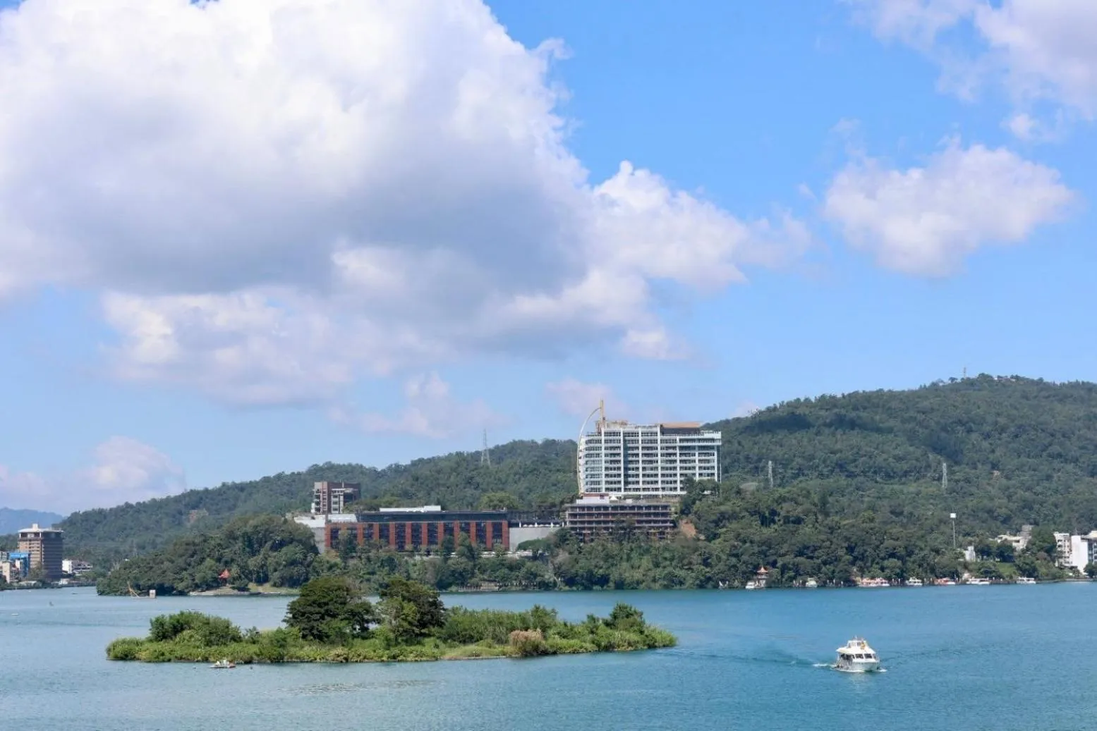 Property building in Grand Hilai Sun Moon Lake