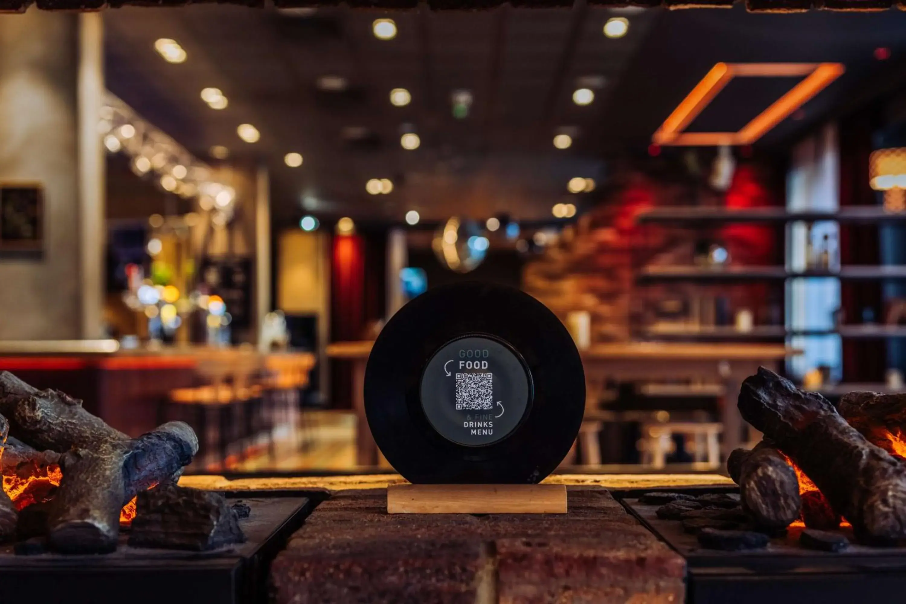 Lounge or bar in pentahotel Reading Lounge or bar in pentahotel Reading