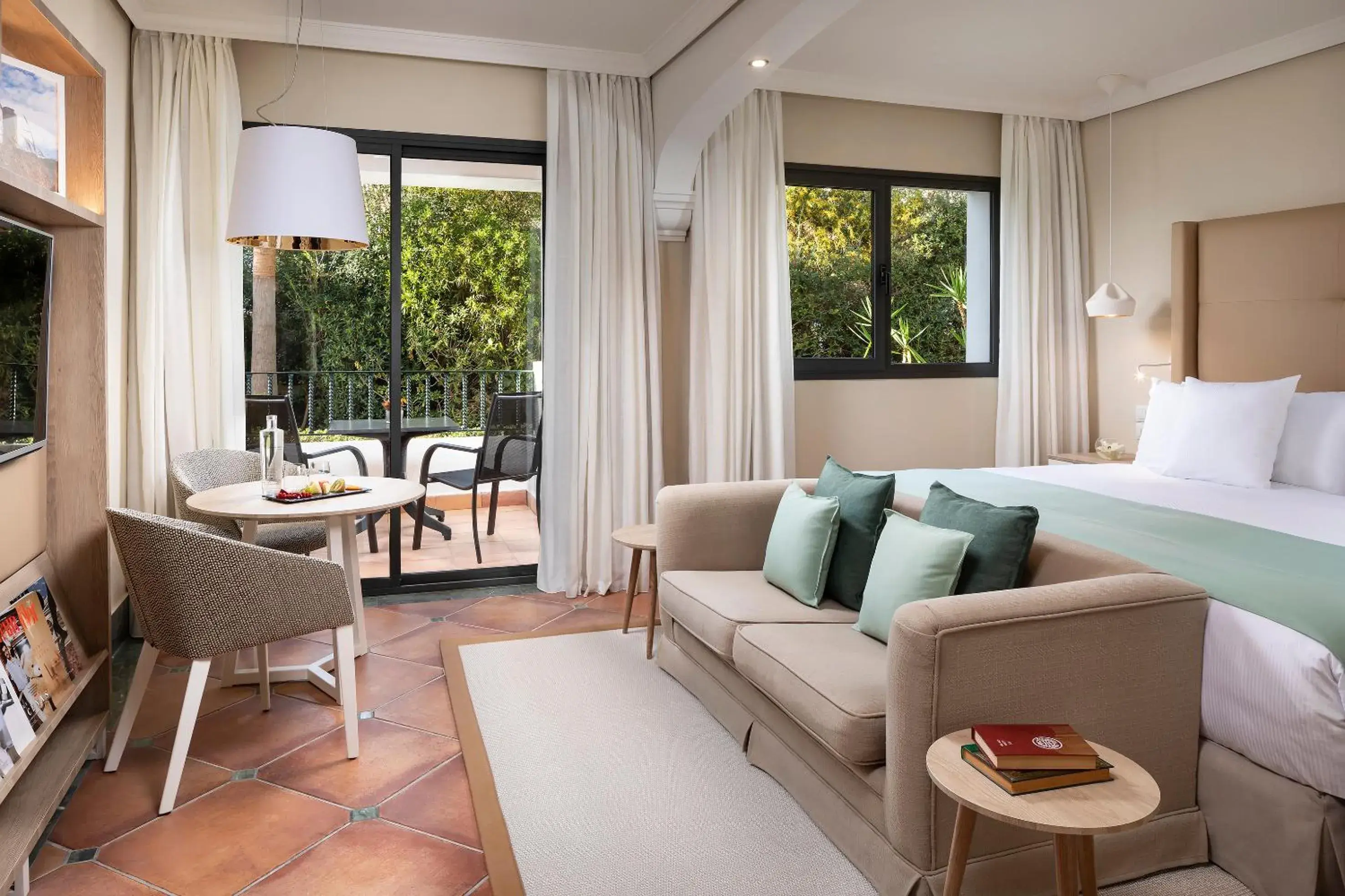 Bedroom, Bed in Palacio de Sancti Petri, a Gran Meliá - The Leading Hotels of the World Bedroom, Bed in Palacio de Sancti Petri, a Gran Meliá - The Leading Hotels of the World