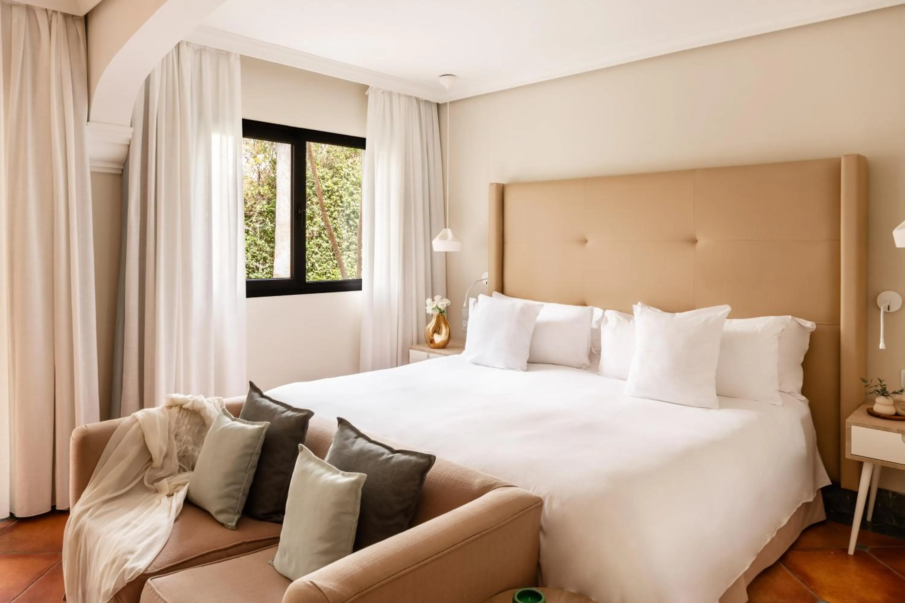 Bed in Palacio de Sancti Petri, a Gran Meliá - The Leading Hotels of the World