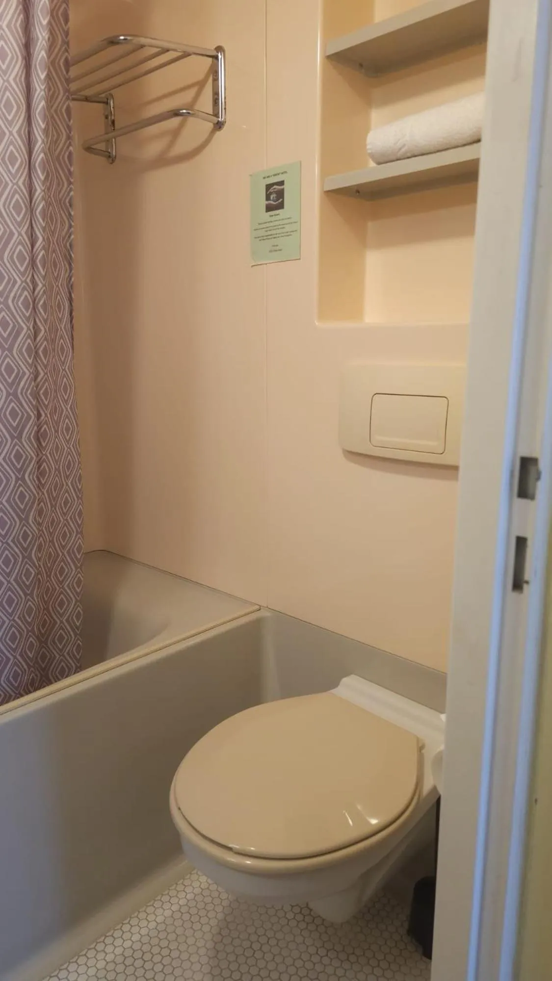 Toilet in The Abbey House Hotel