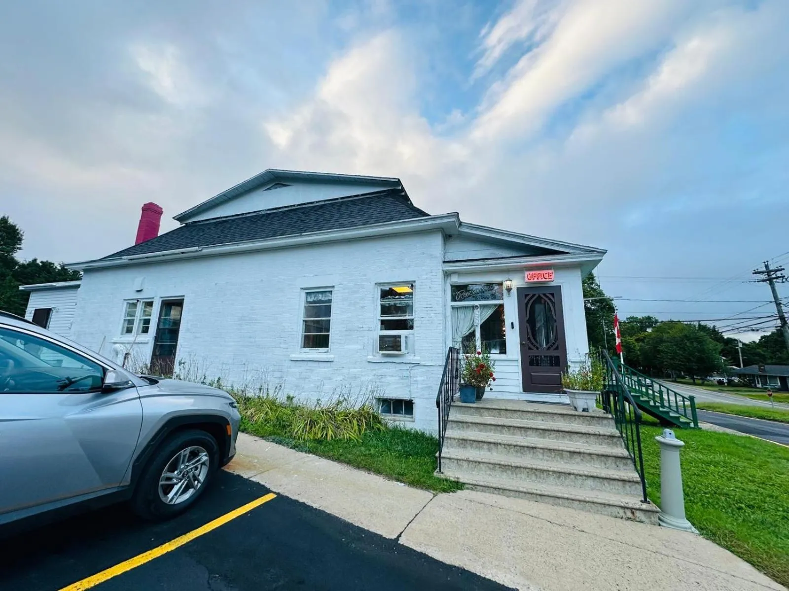 Lobby or reception in Stiles Motel Hill View