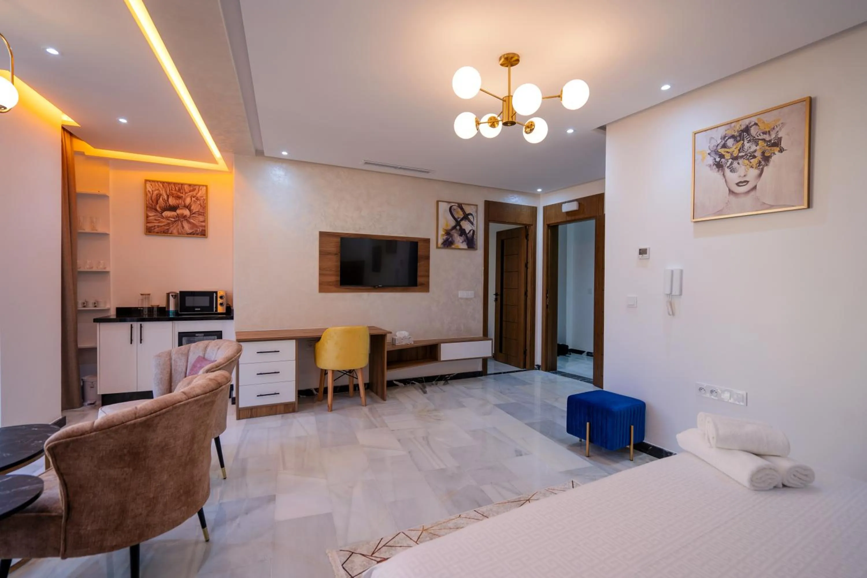 Bed in IMMOKA SUITEs