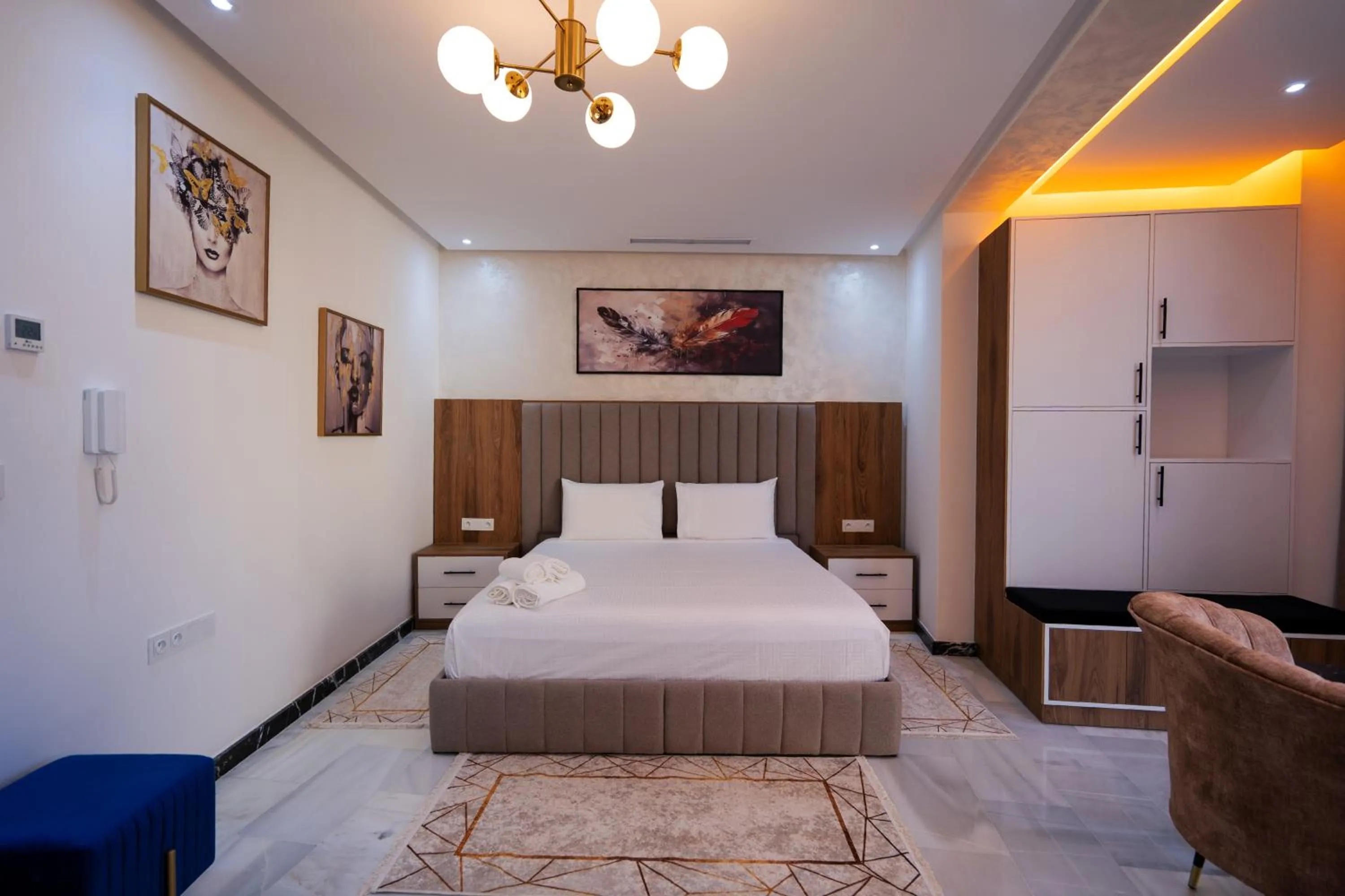Bed in IMMOKA SUITEs