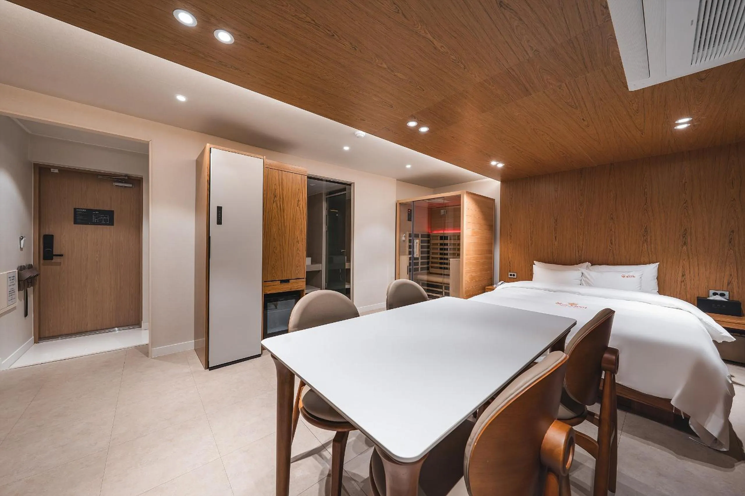 Bed in Gridt Hotel & Home