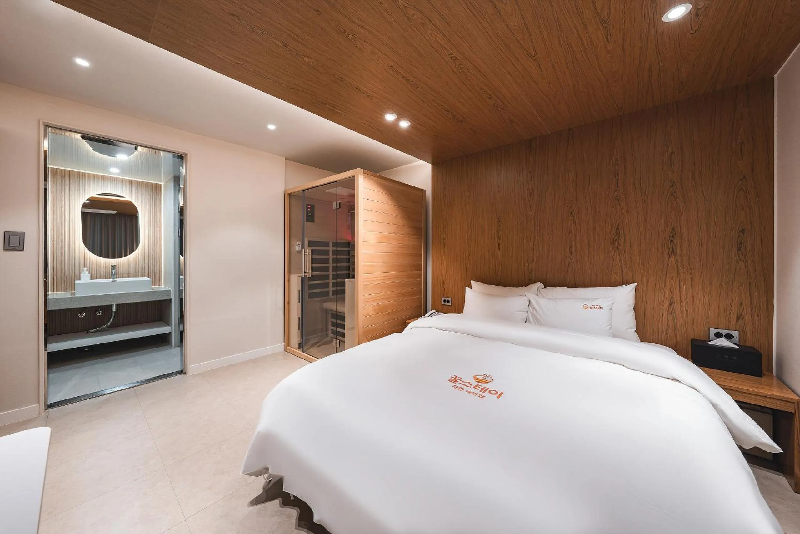 Bed in Gridt Hotel & Home