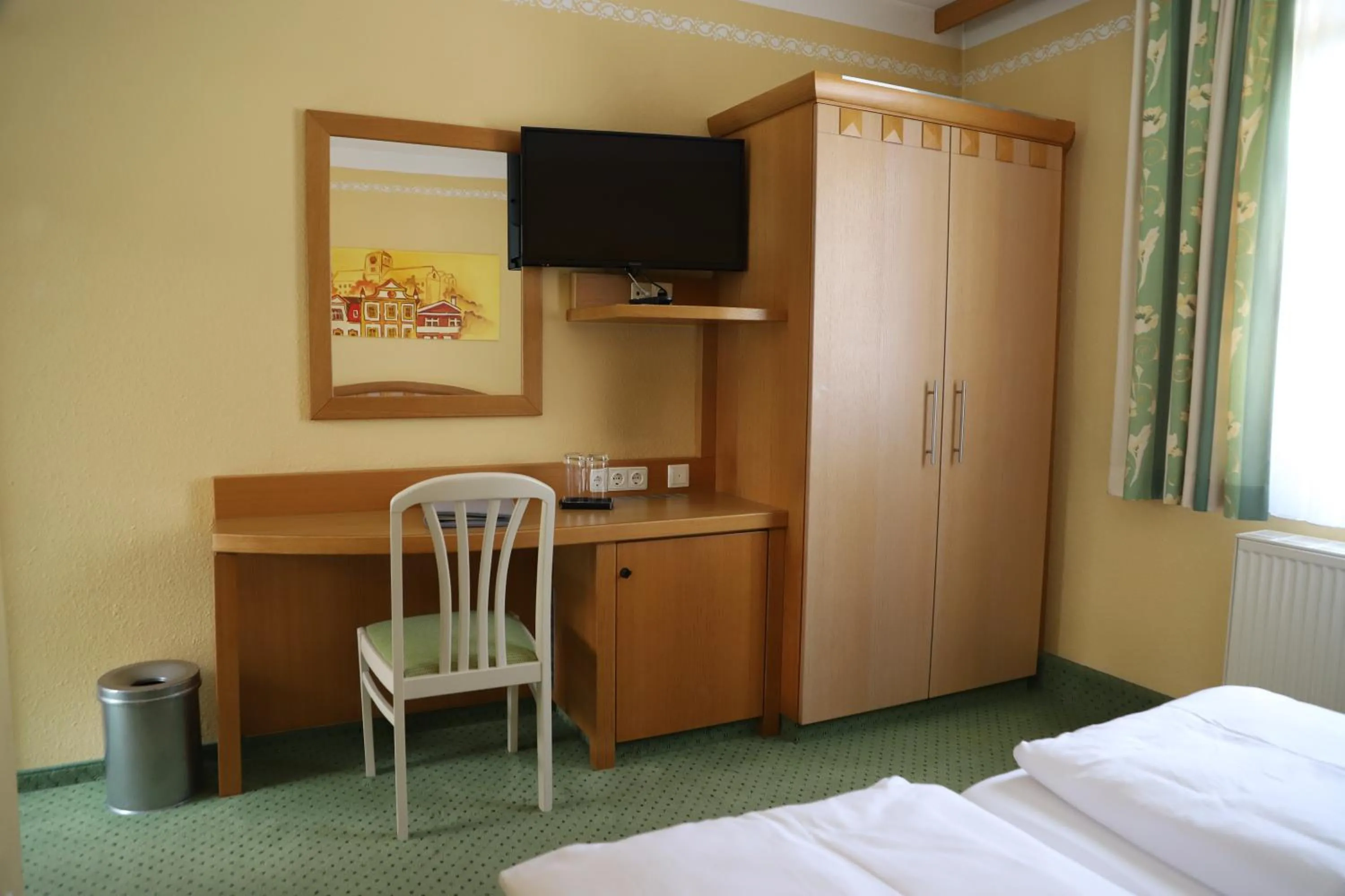 Photo of the whole room, Bed in Brauhotel Weitra