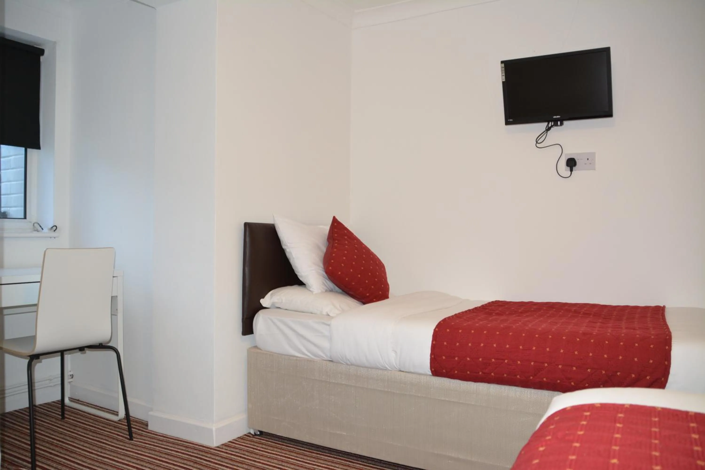 Bedroom, Bed in Bow Guest House