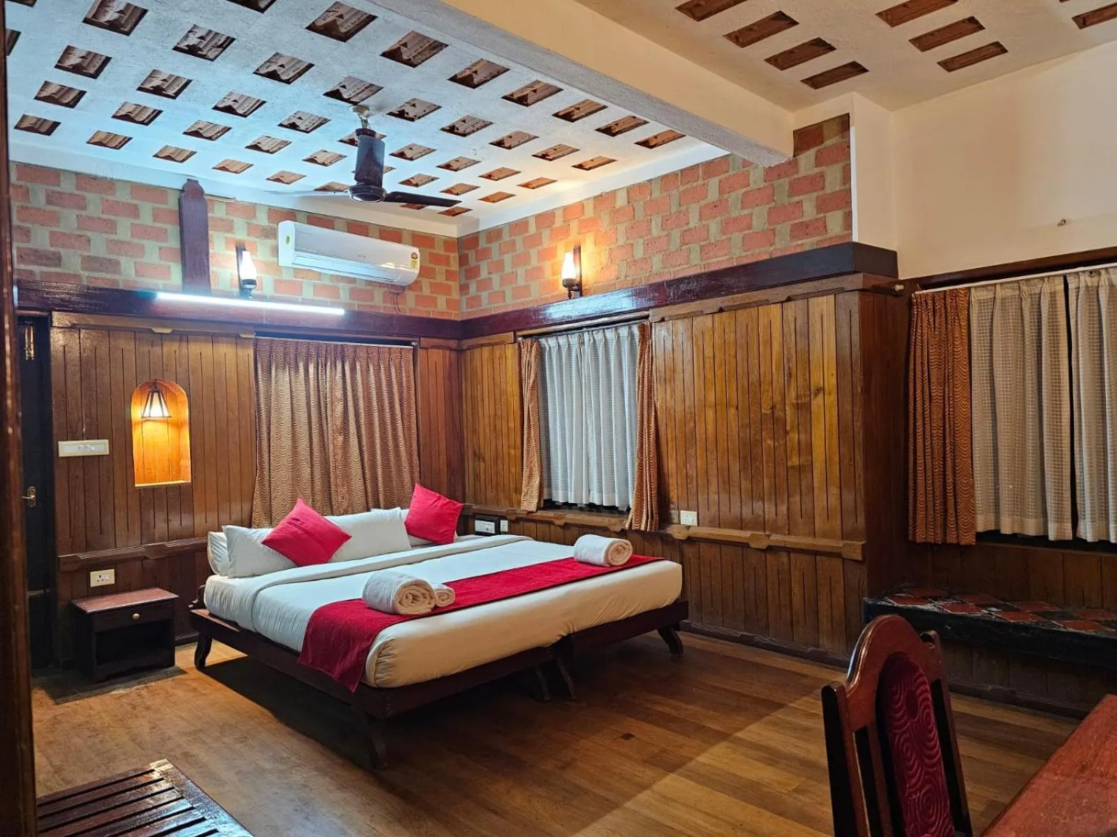 Bedroom, Bed in God's Own country Kovalam By Bestinn Leisure