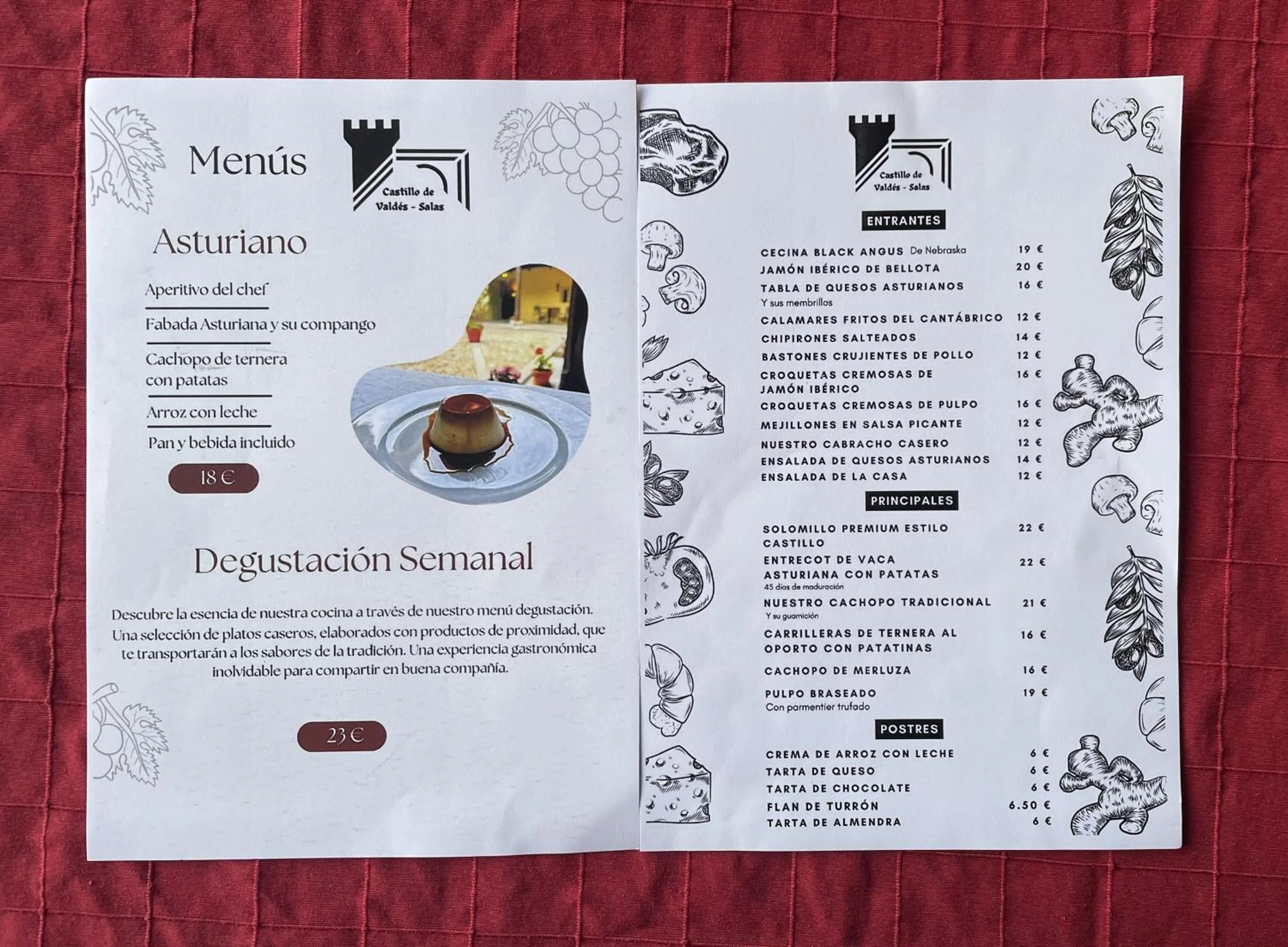 Restaurant/places to eat in Hotel Castillo Valdés Salas