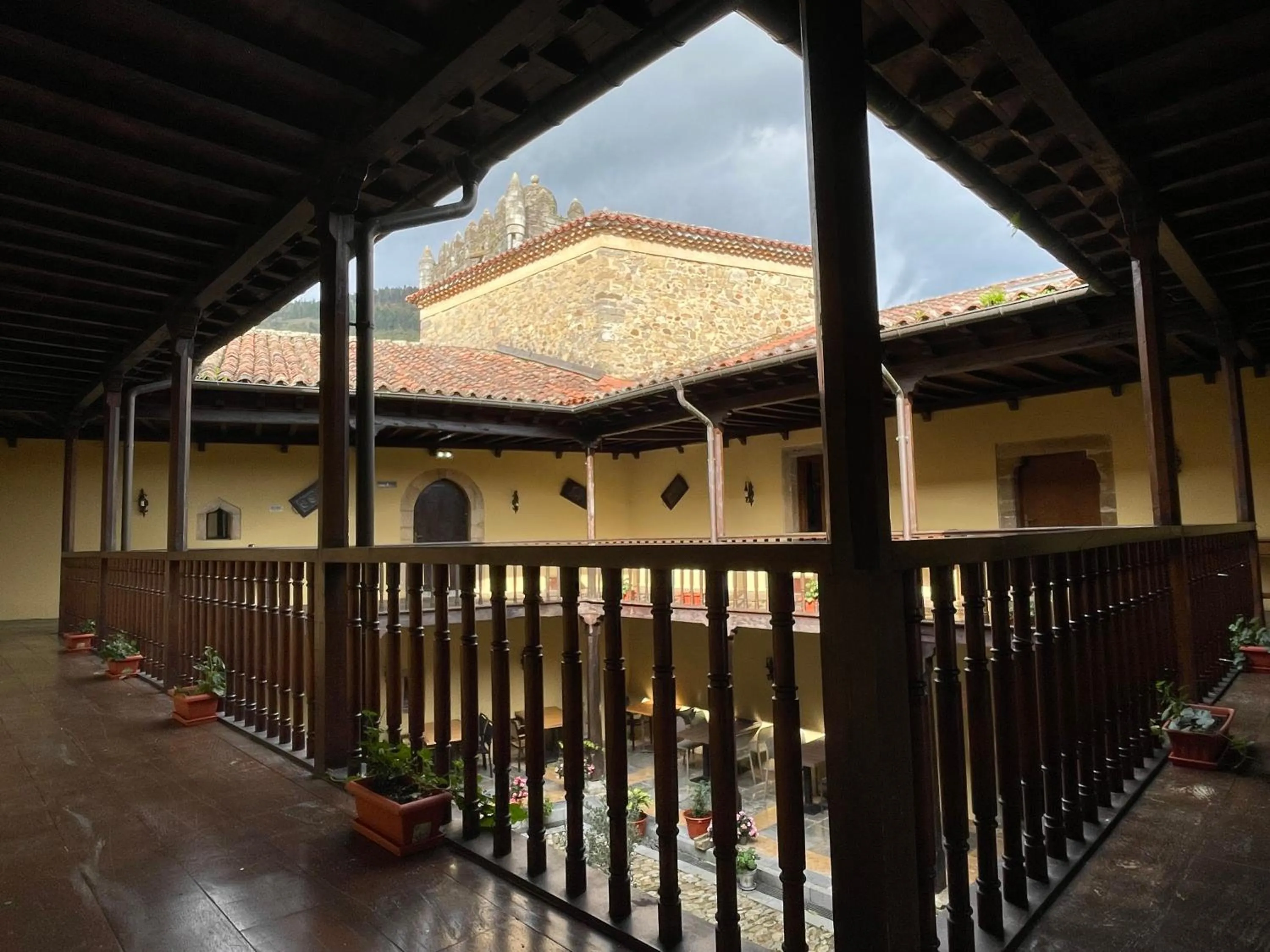 Patio in Hotel Castillo Valdés Salas