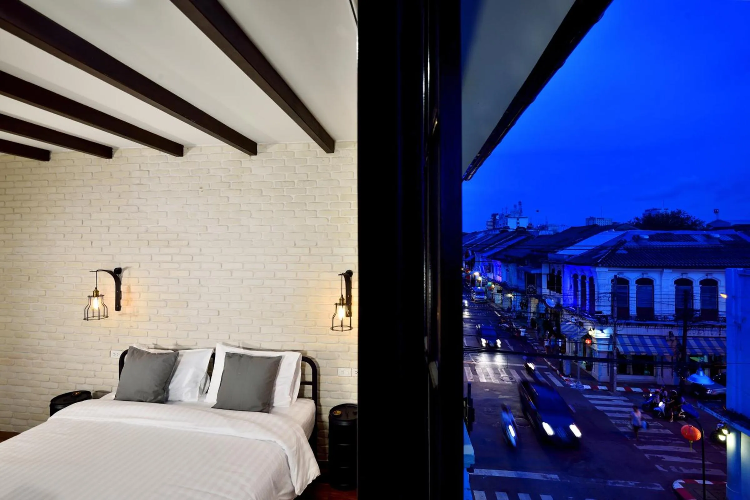 Street view, Bed in The Rommanee Classic Guesthouse