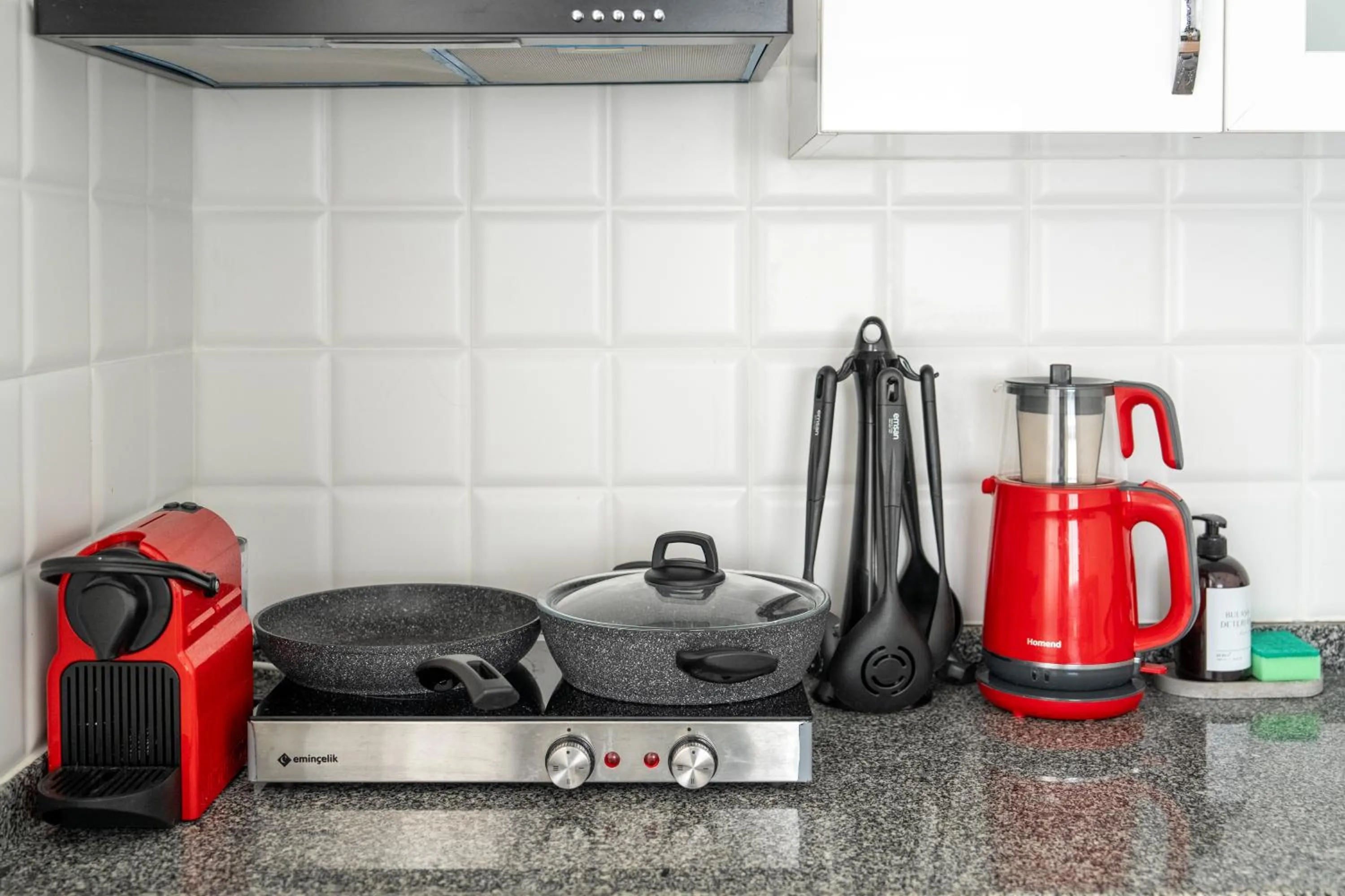 Coffee/tea facilities in Sorta Hotel