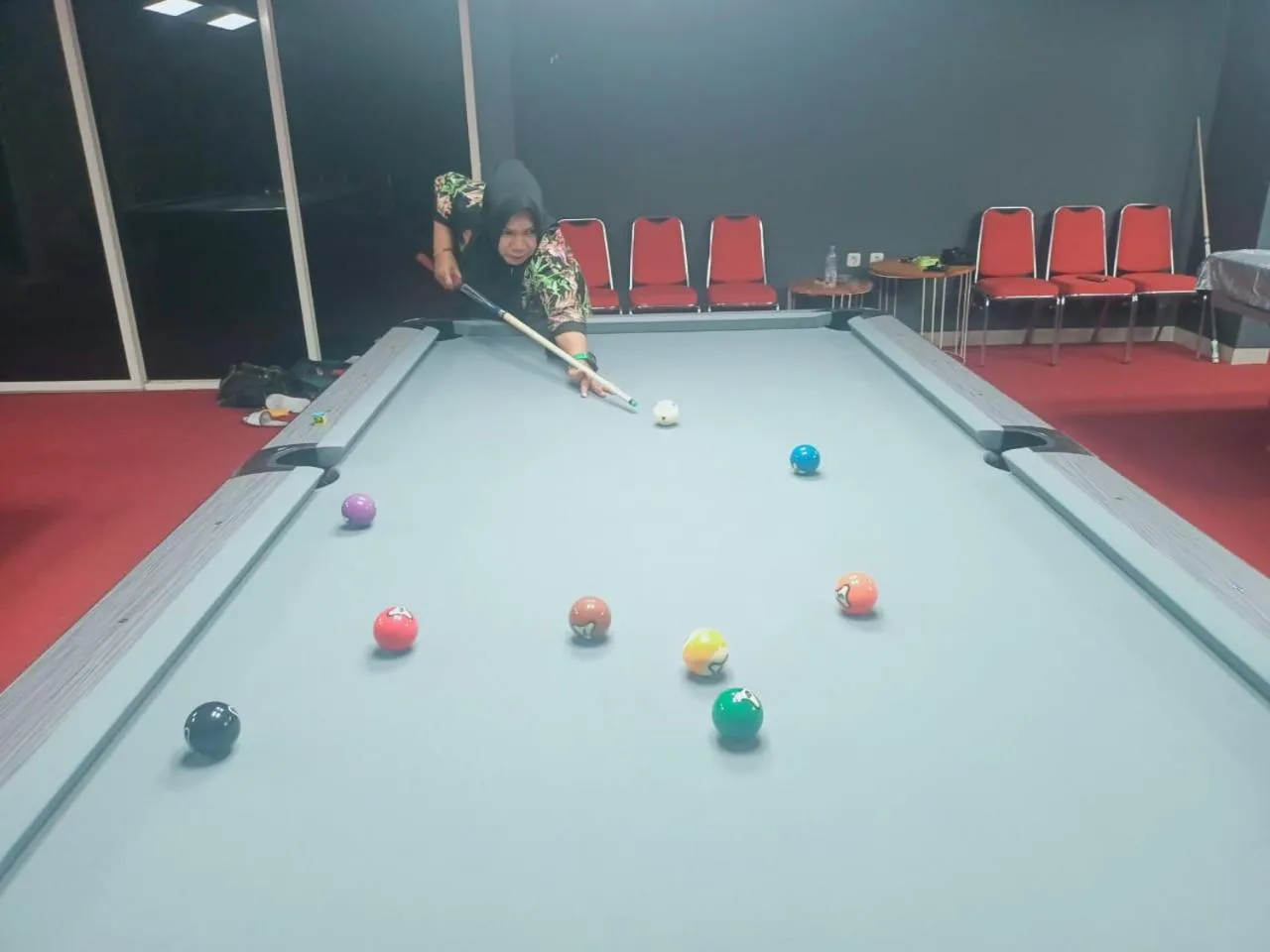 Billiard in D'Wantys Hotel