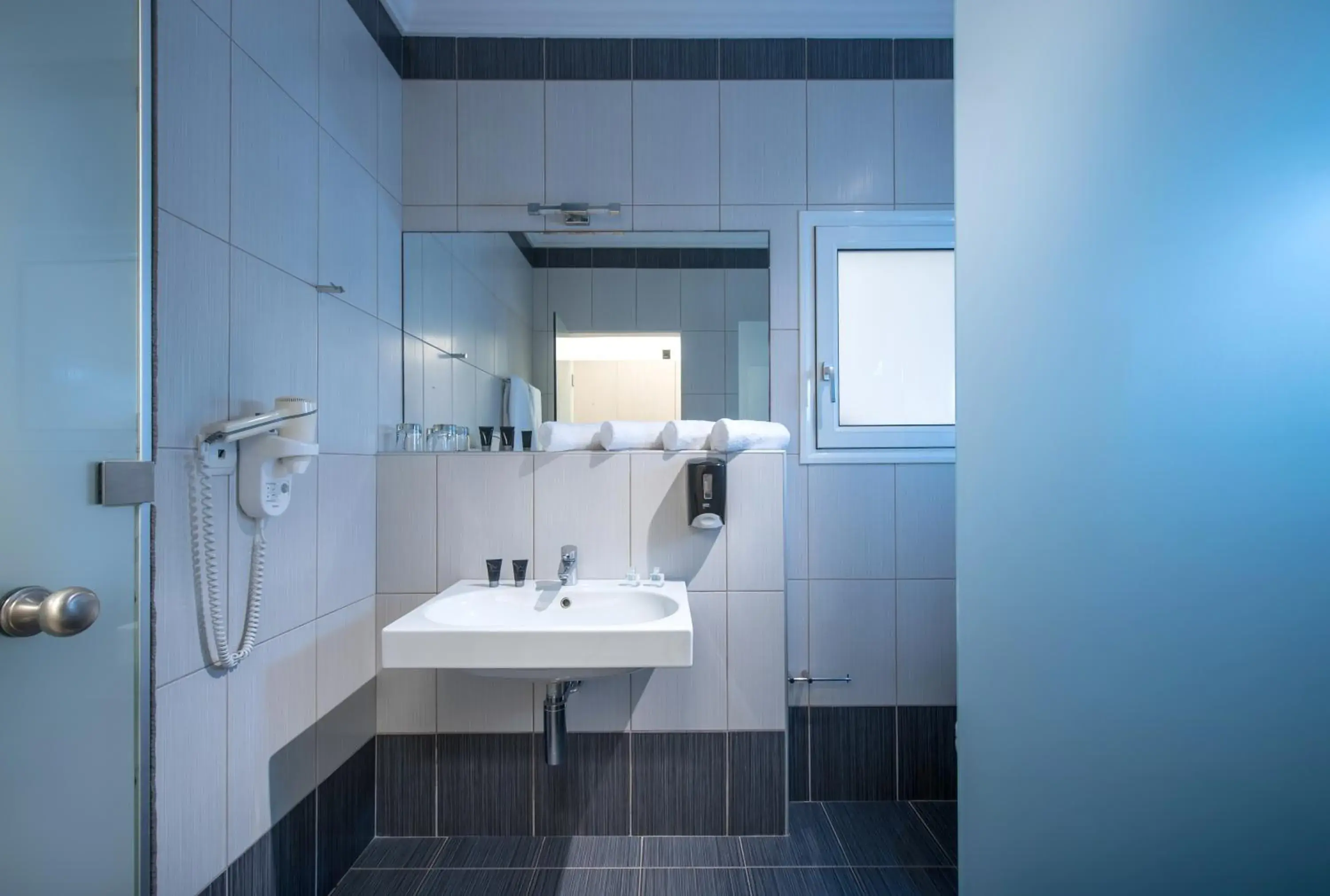 Superior Double Room in Hotel Matheo Villas & Suites Superior Double Room in Hotel Matheo Villas & Suites