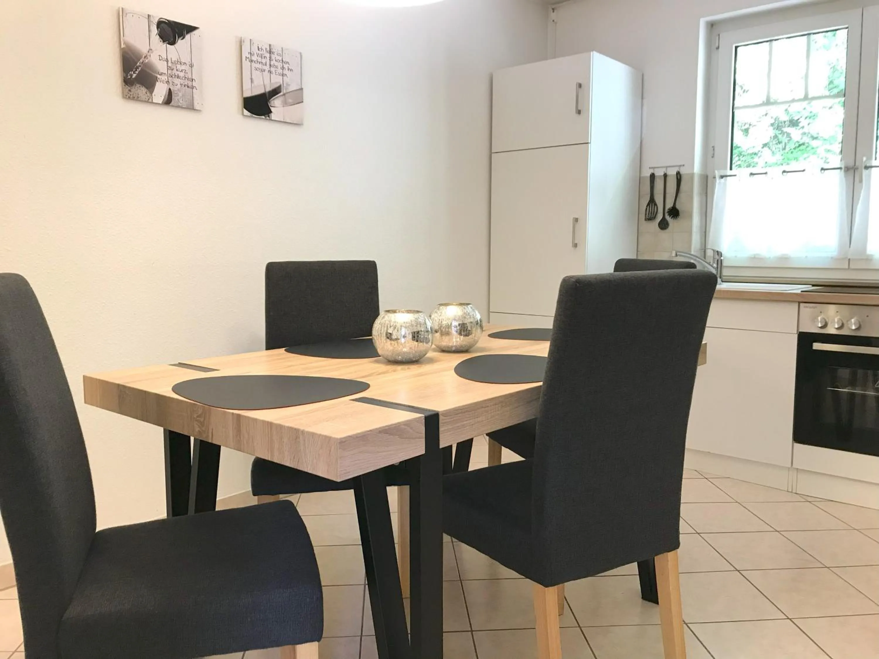 Kitchen or kitchenette in Ferienwohnung Britta