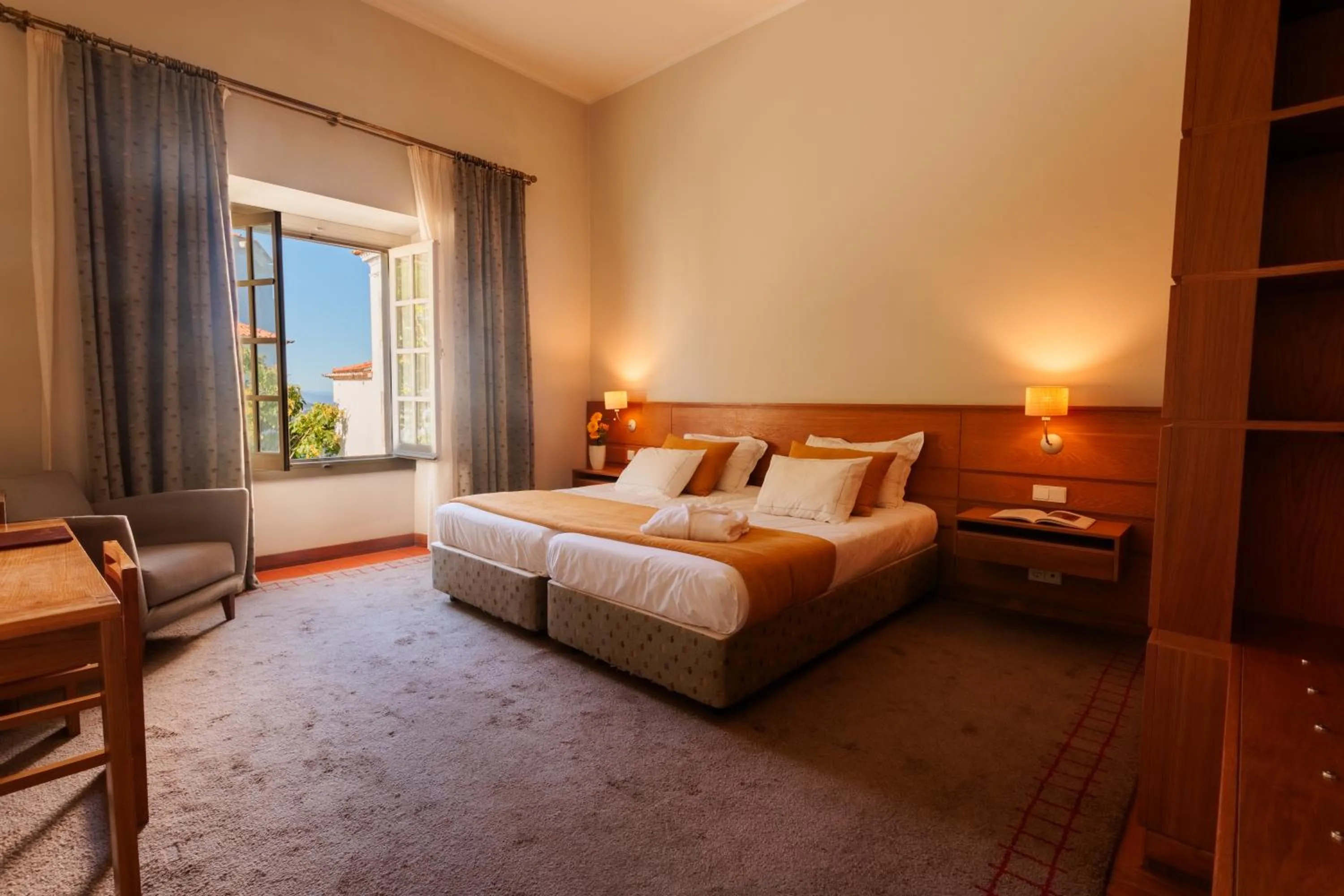 Bed in Pousada de Ourém - Fátima