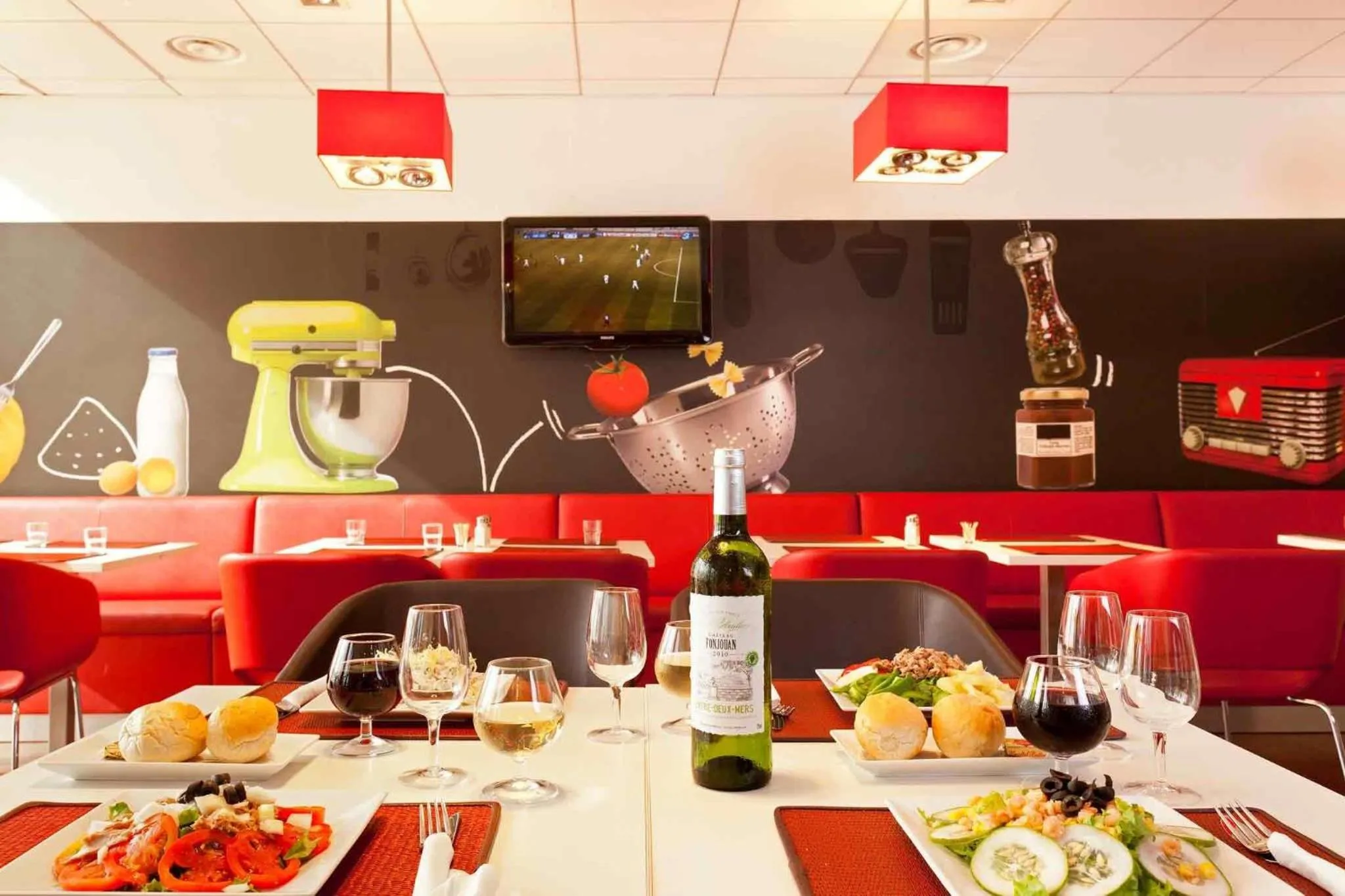 Restaurant/places to eat in Ibis Malabo