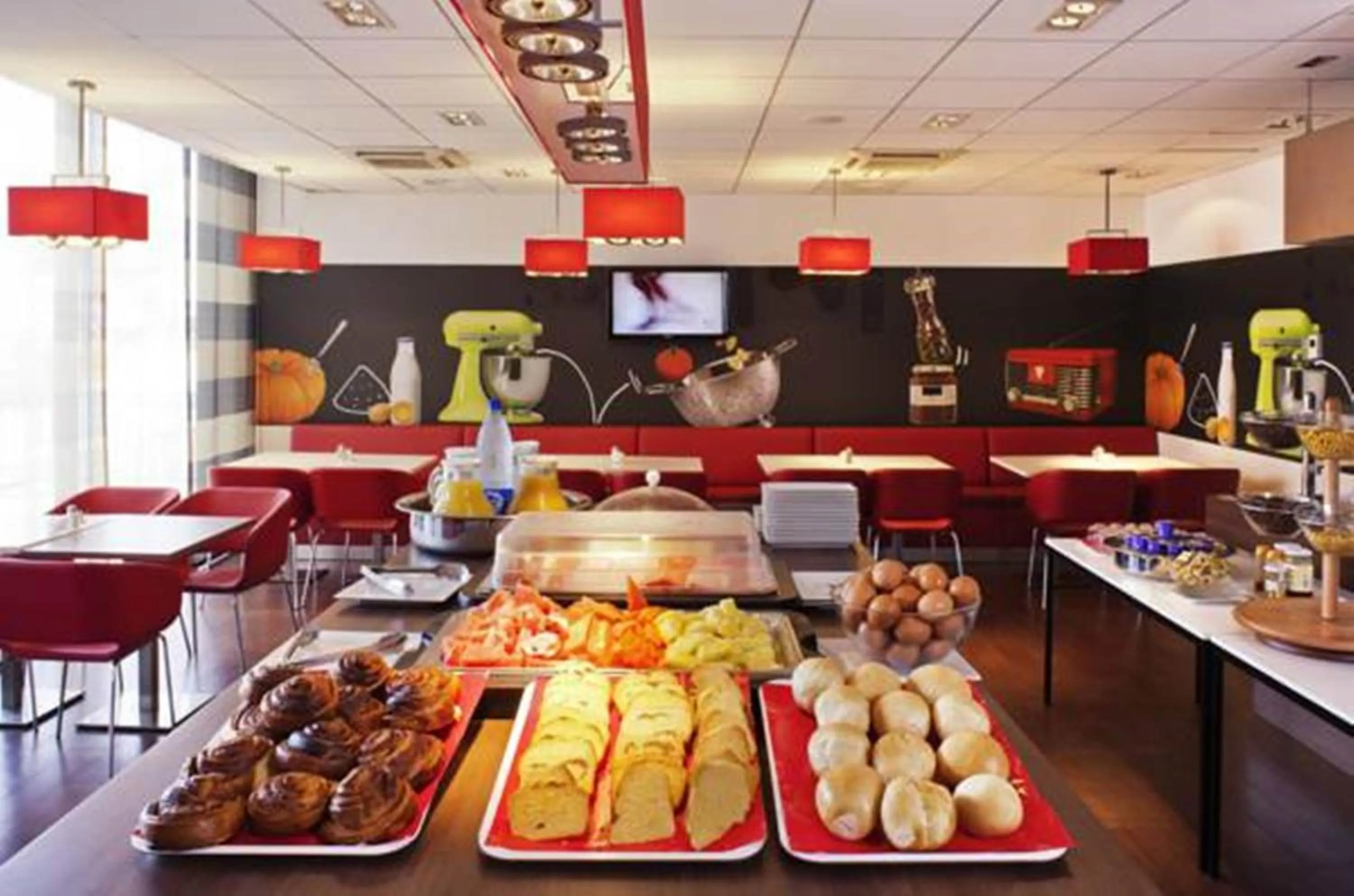 Restaurant/places to eat in Ibis Malabo