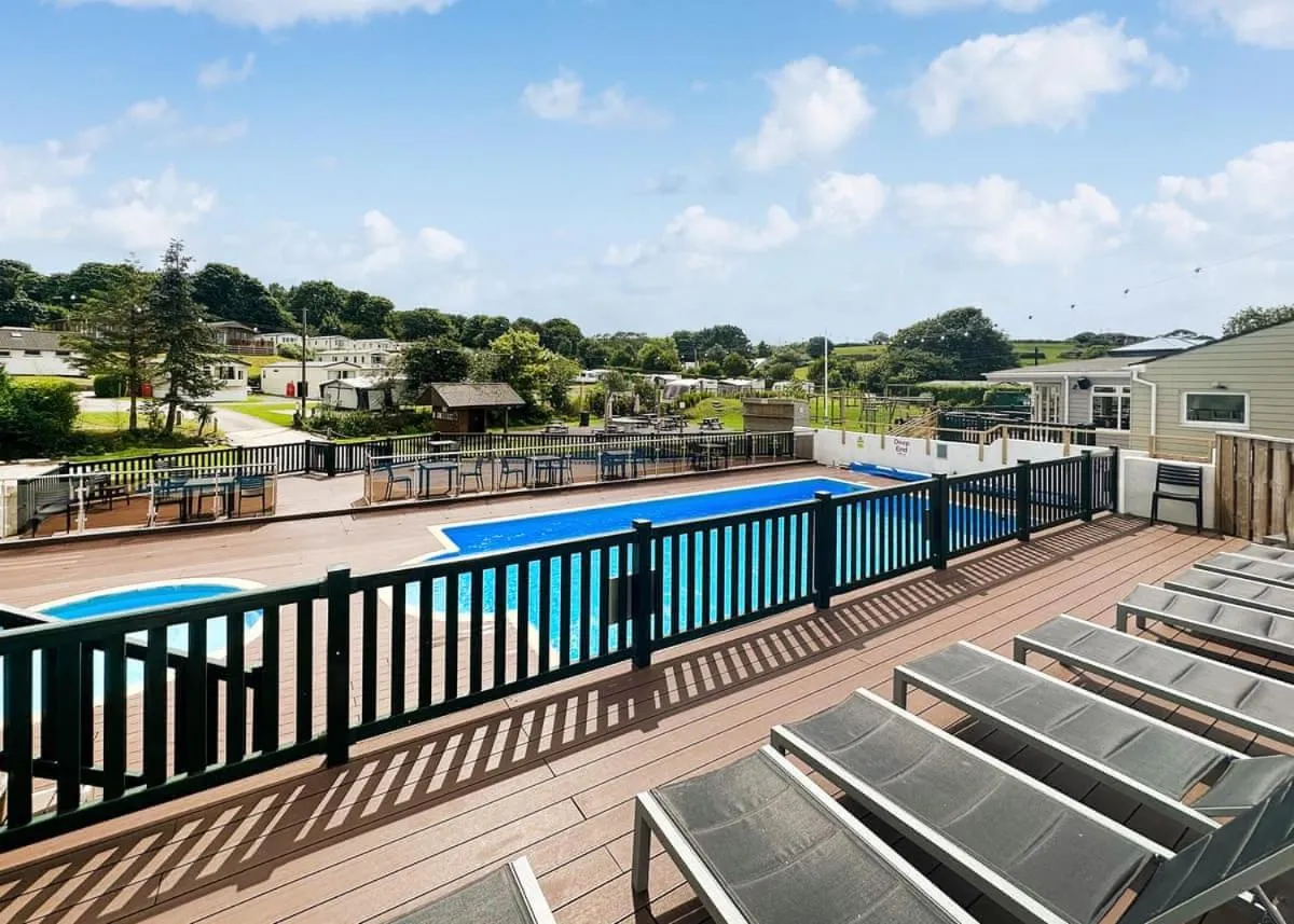Property building in Calloose Holiday Park