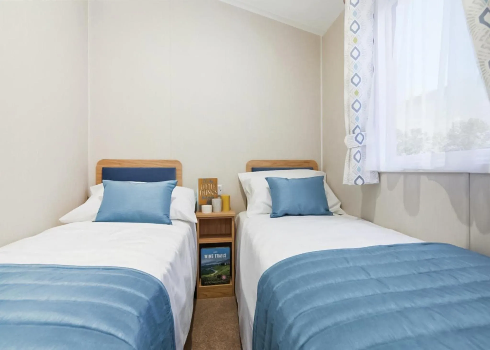 Property building, Bed in Calloose Holiday Park