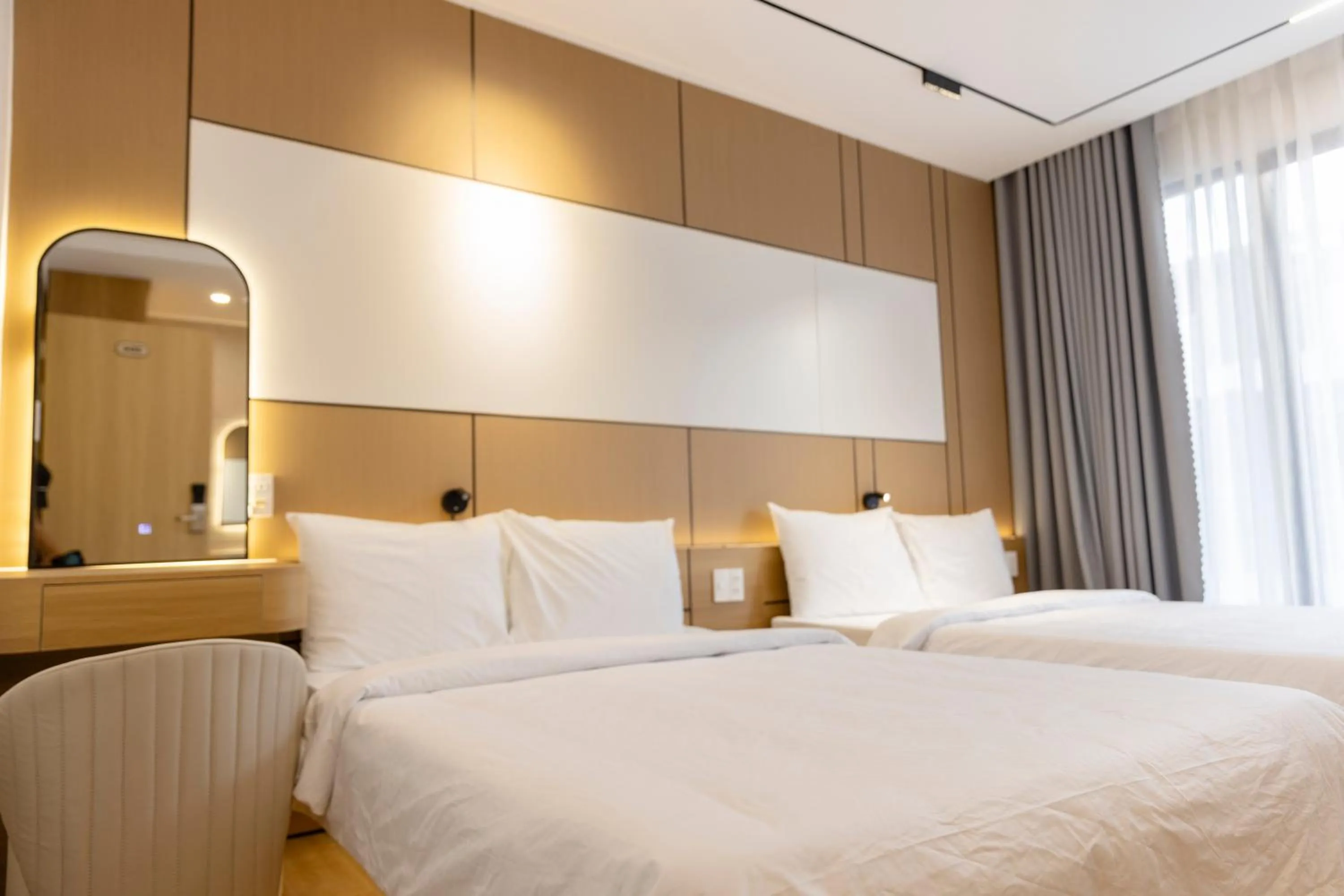 Bedroom, Bed in C&M Hotel