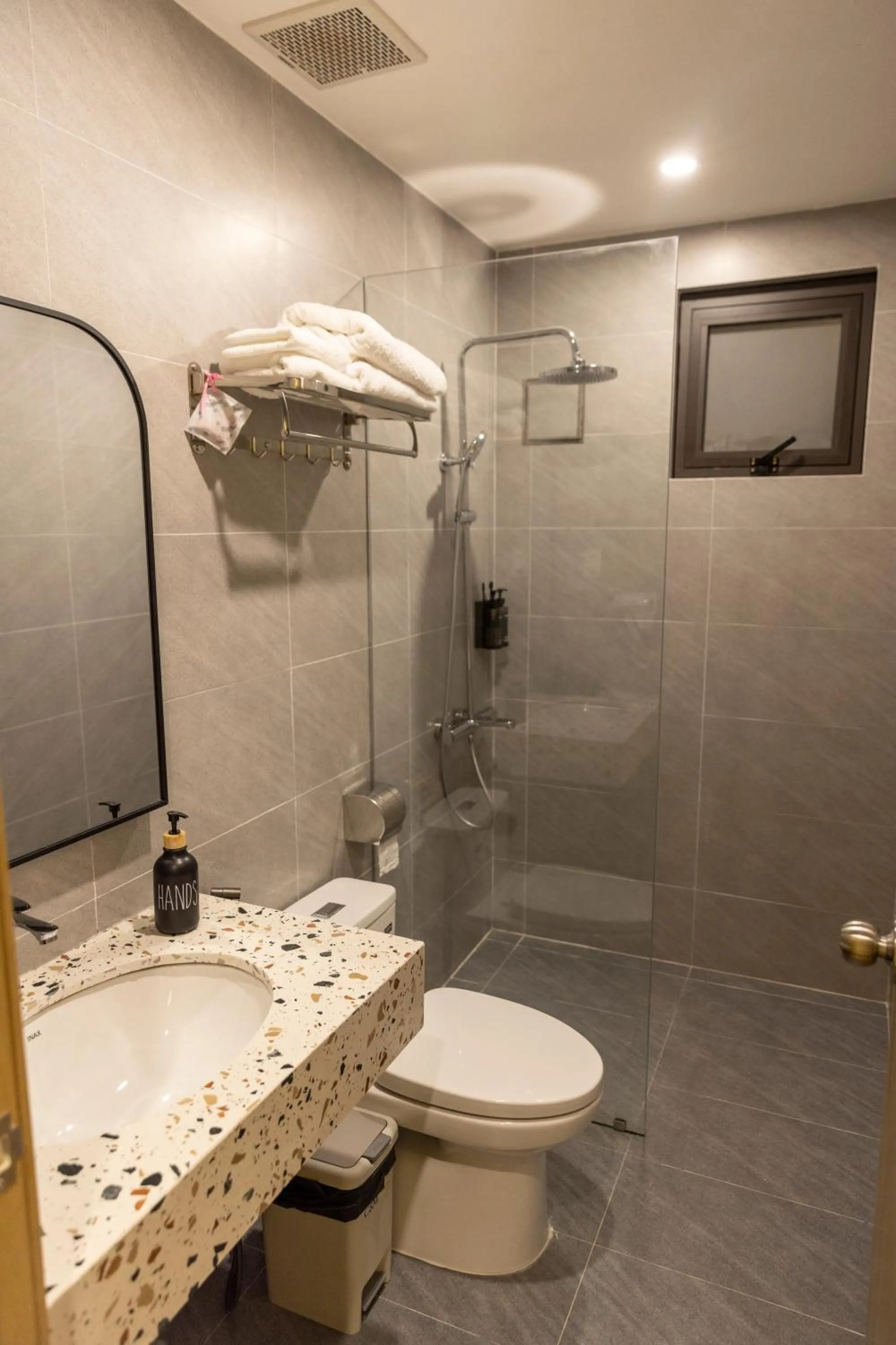 Bathroom in C&M Hotel