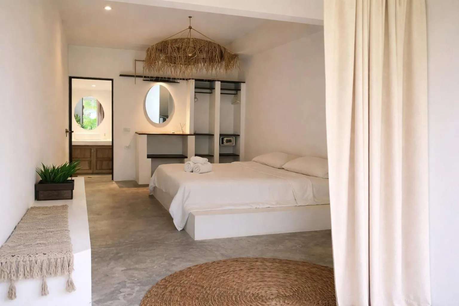 Photo of the whole room, Bed in Riva Boutique Resort Koh Chang
